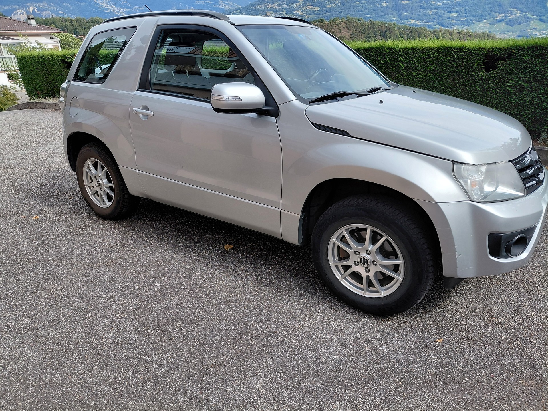 SUZUKI 2.4 VVT GL Top 4x4
