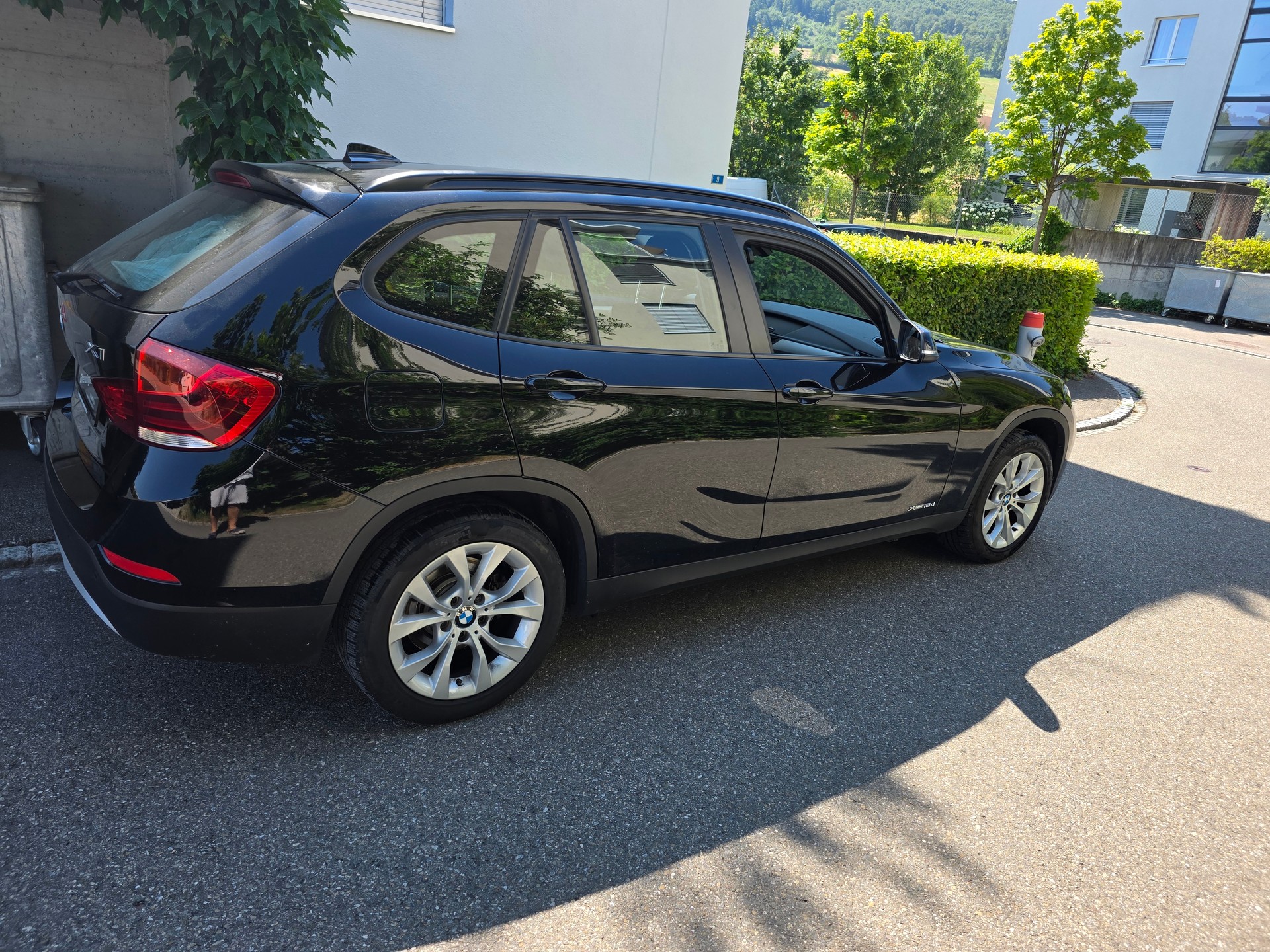 BMW X1 xDrive 18d-image-3