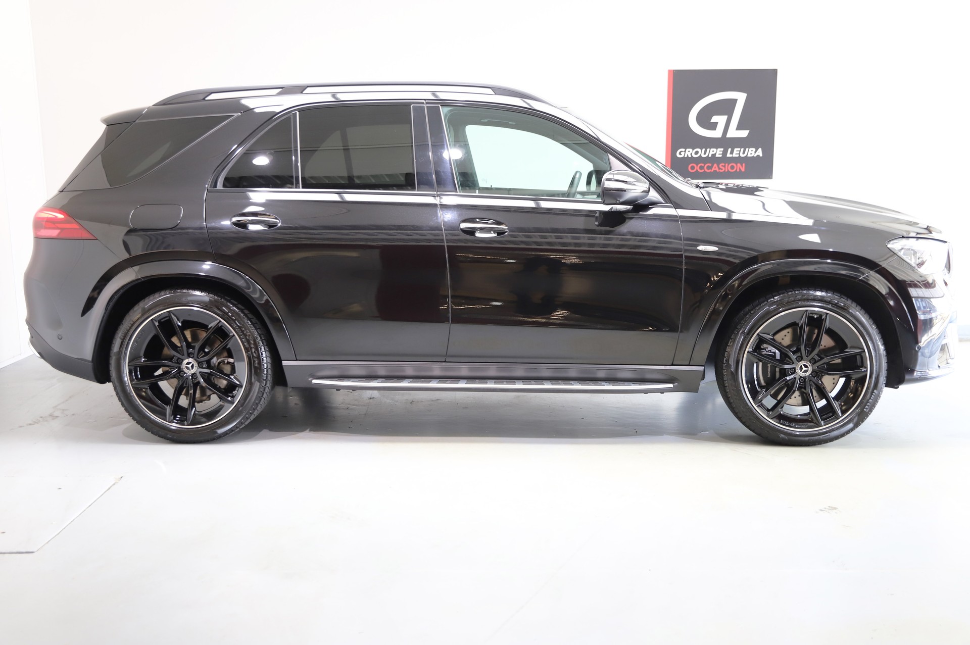 MERCEDES-BENZ GLE 400 e EQ Star 4Matic-image-5