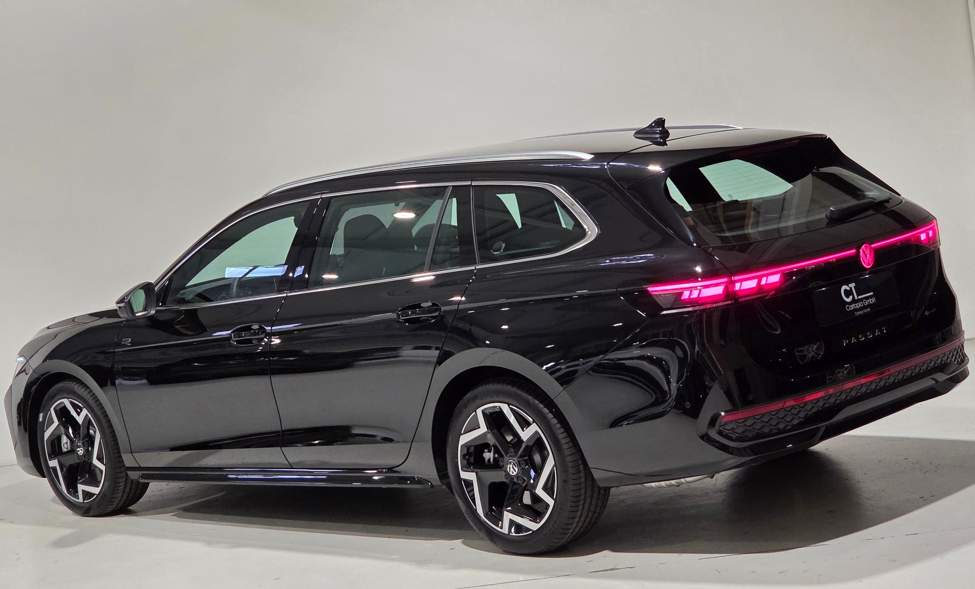 VW Passat Variant 2.0 TSI evo4 R-Line 4 Motion DSG-showroom-element-2