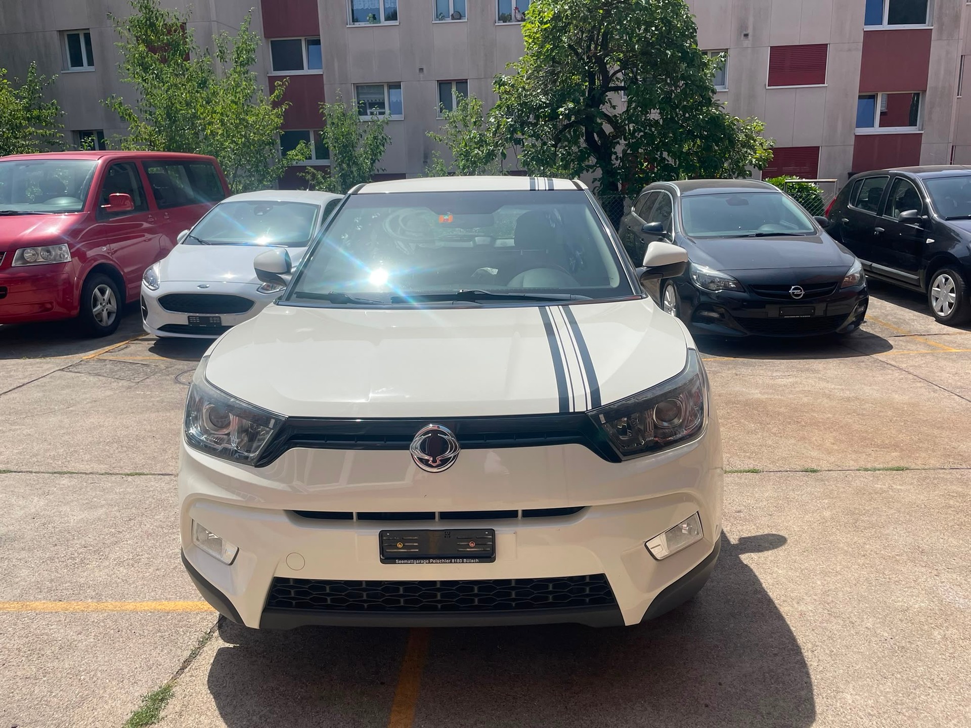 KGM-SsangYong Tivoli 1.6 e-XGi Quartz 2WD-showroom-element-1