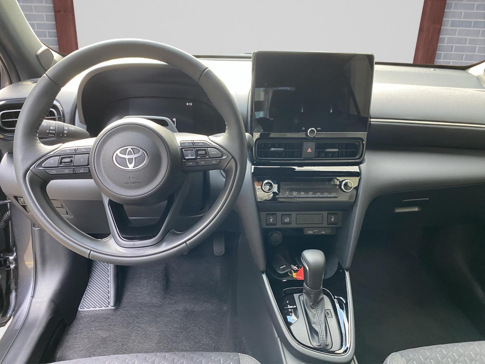 TOYOTA Yaris Cross 1.5 VVT-i HSD Trend AWD-i-image-6