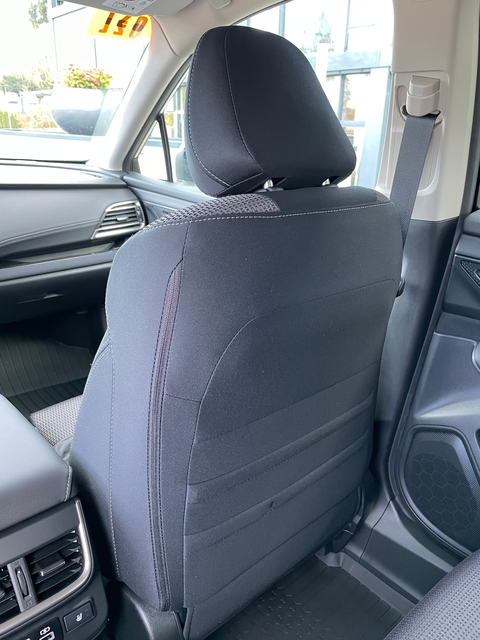 SUBARU Outback 2.5i Advantage AWD Lineartronic-image-16