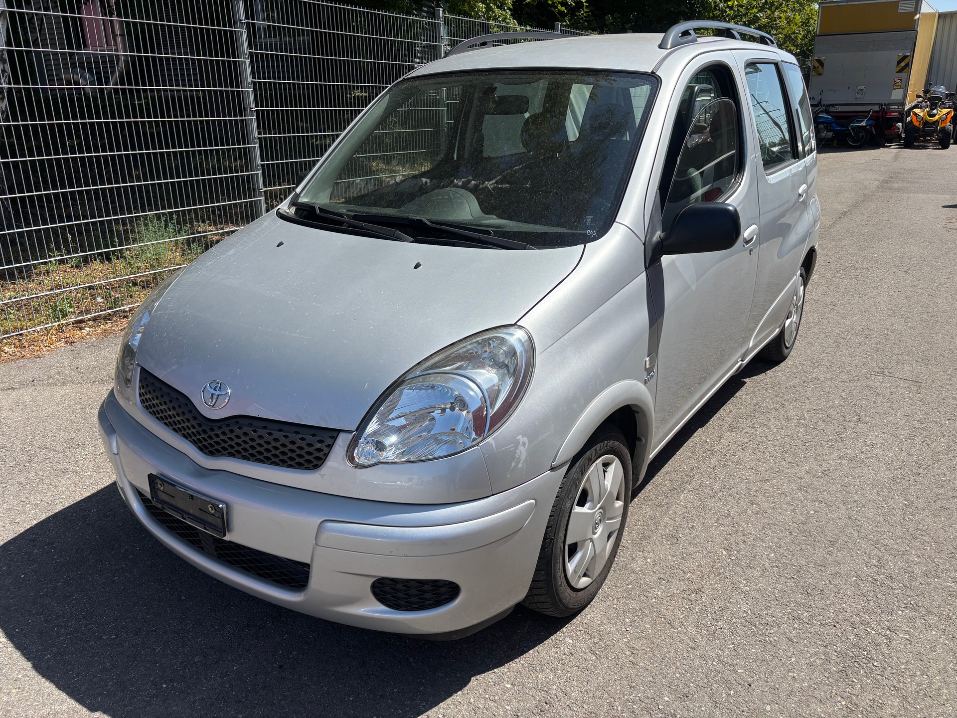 TOYOTA Yaris Verso 1.3 Linea Sol
