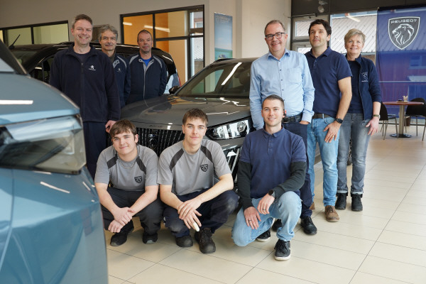 PEUGEOT 208 1.2 PureTech Style-showroom-element-2