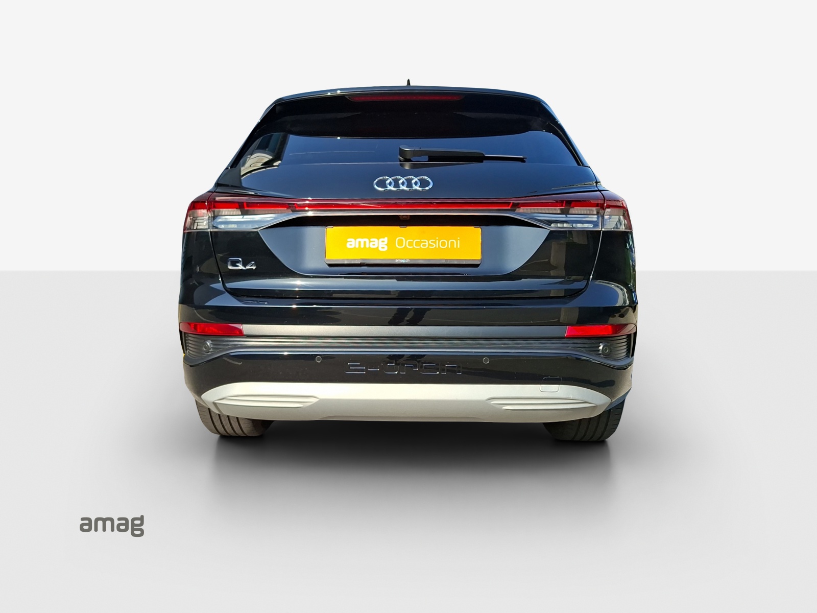 AUDI Q4 e-tron 35-showroom-element-3