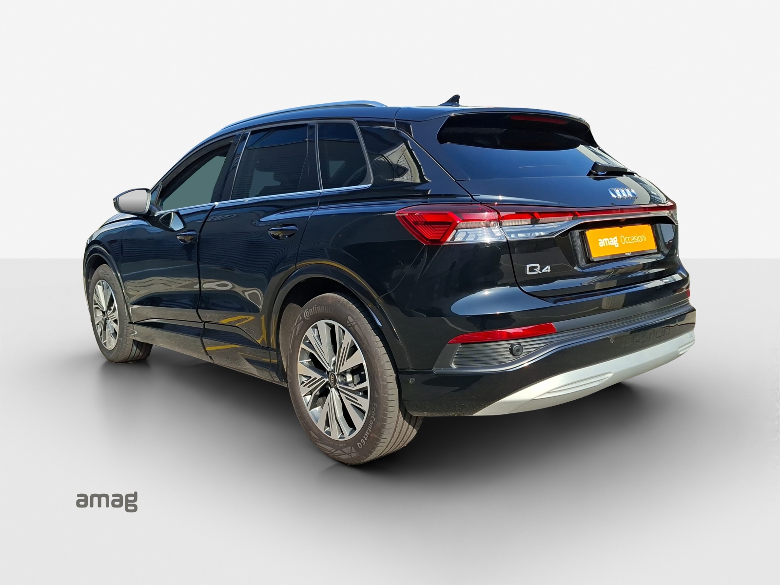 AUDI Q4 e-tron 35-showroom-element-2
