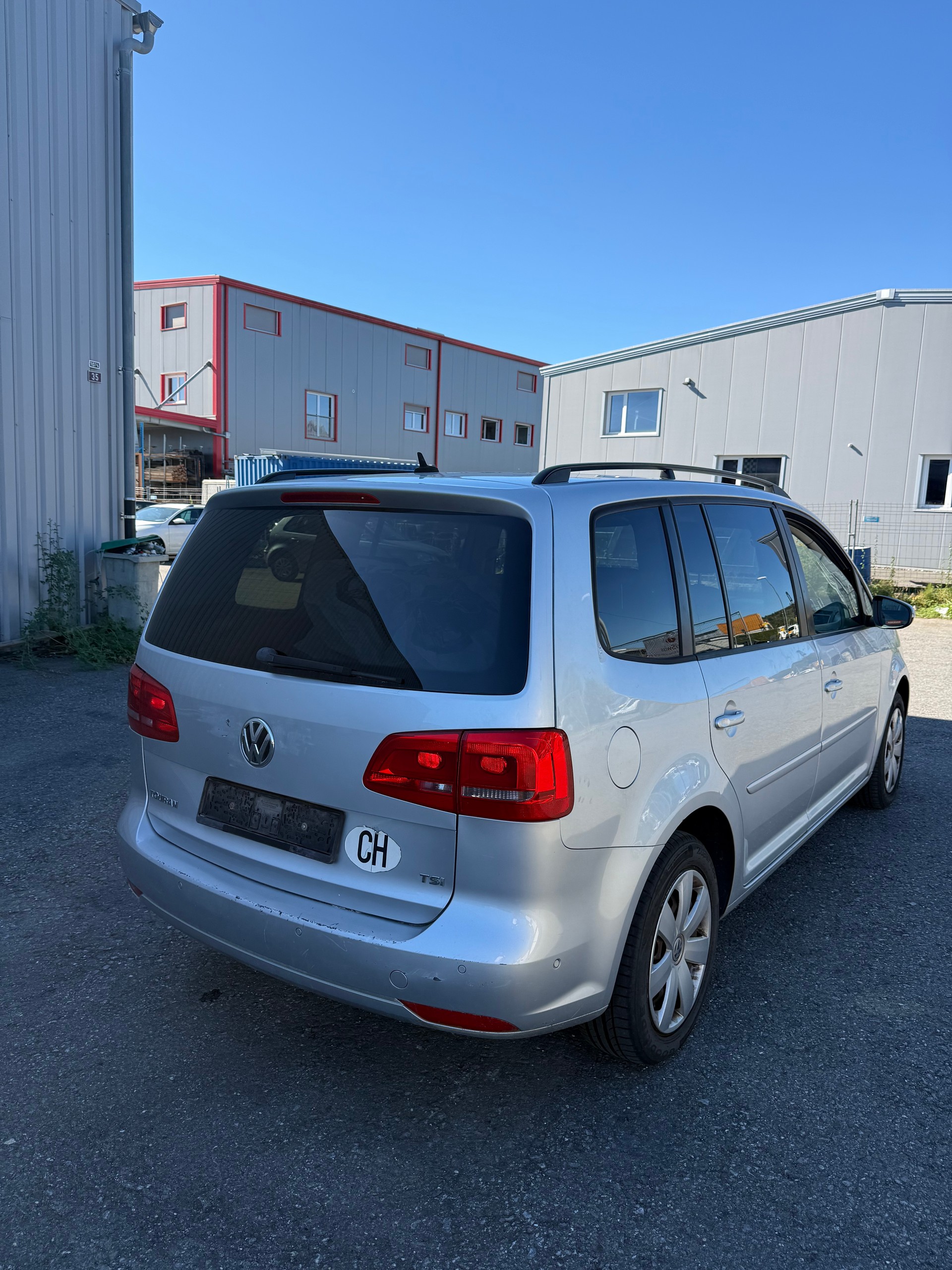 VW Touran 1.4 TSI Comfortline-image-11