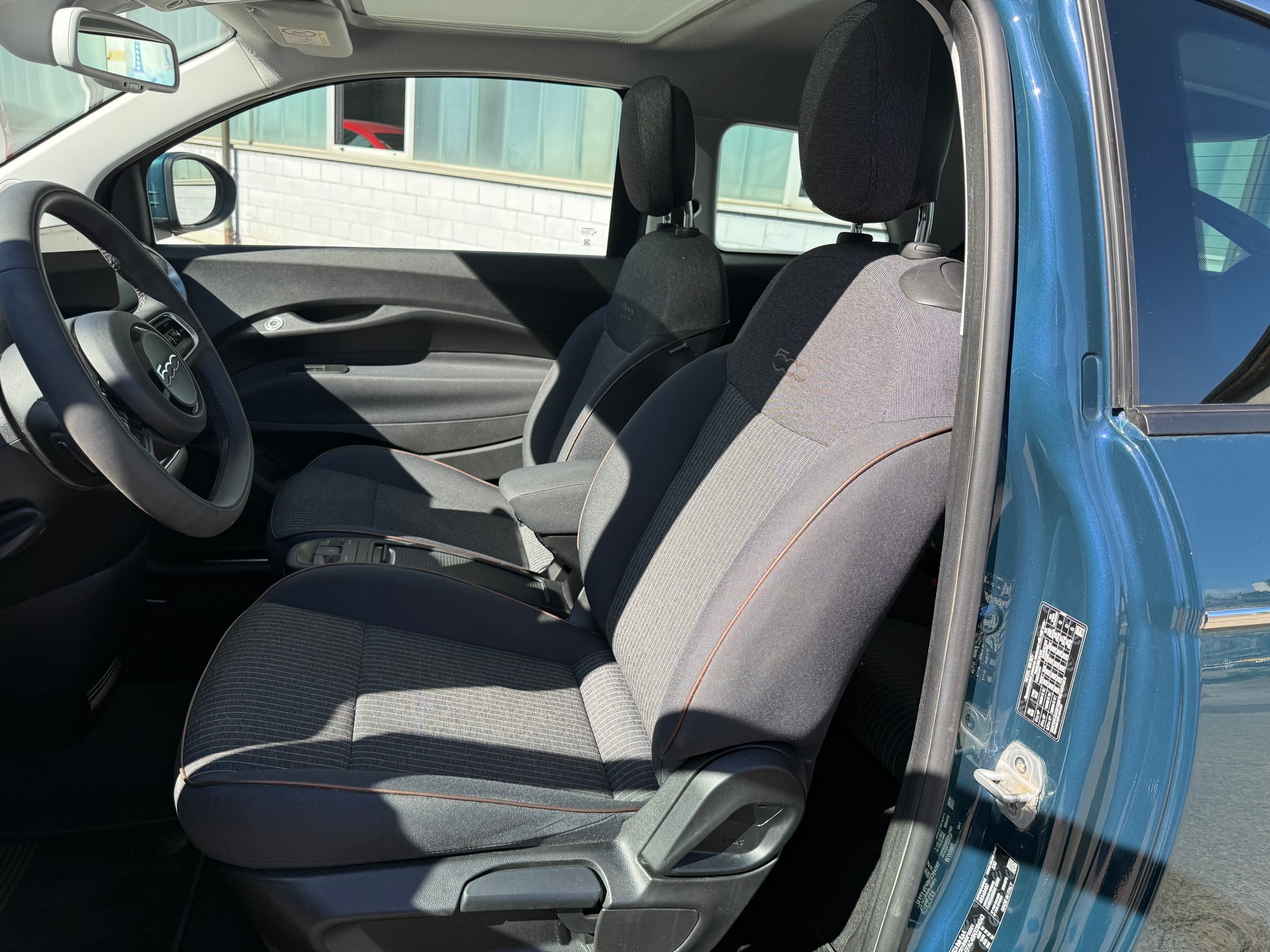 FIAT 500 electric 87 kW Icon-image-8