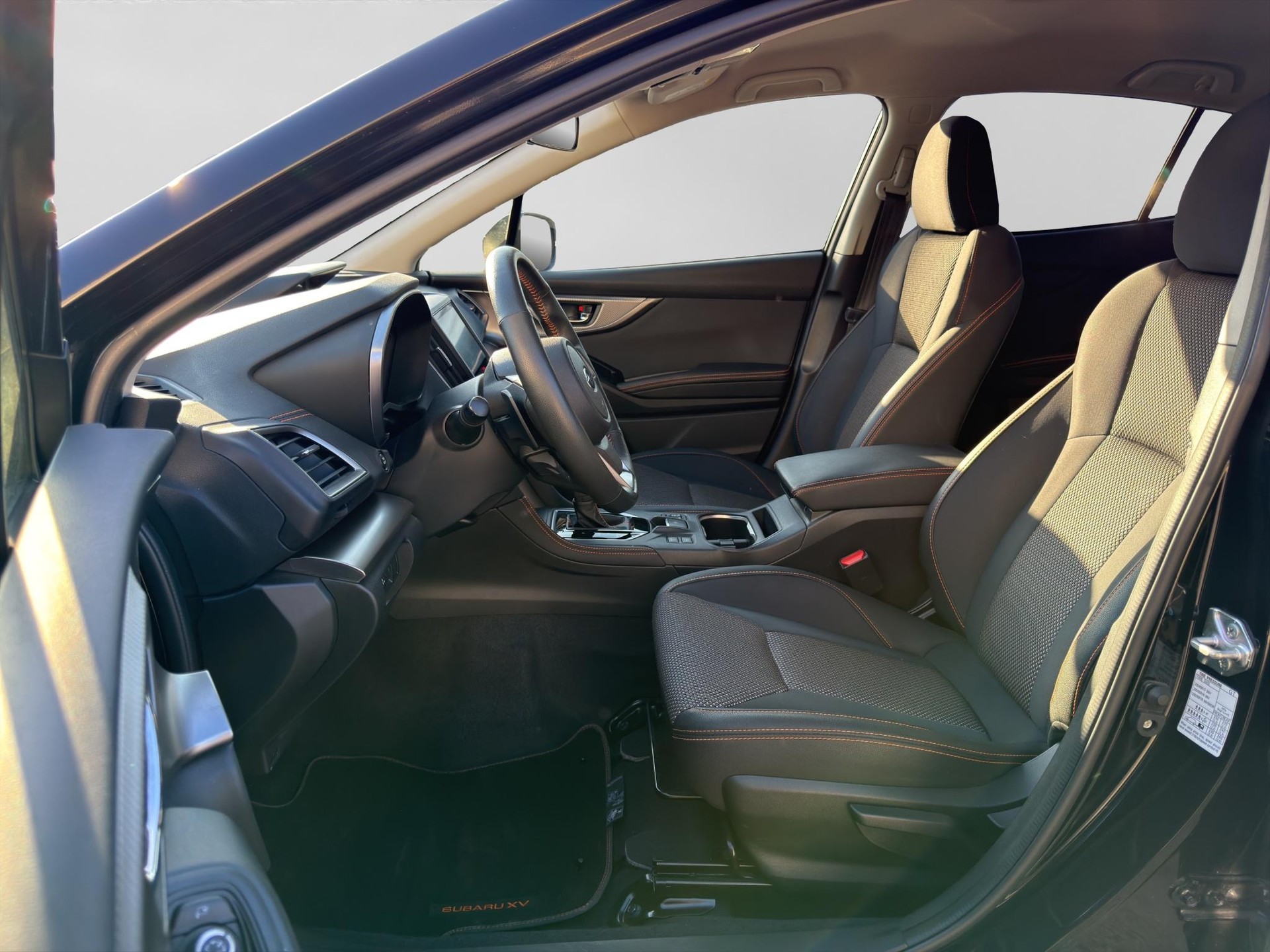 SUBARU XV 1.6i Swiss Edition-showroom-element-1