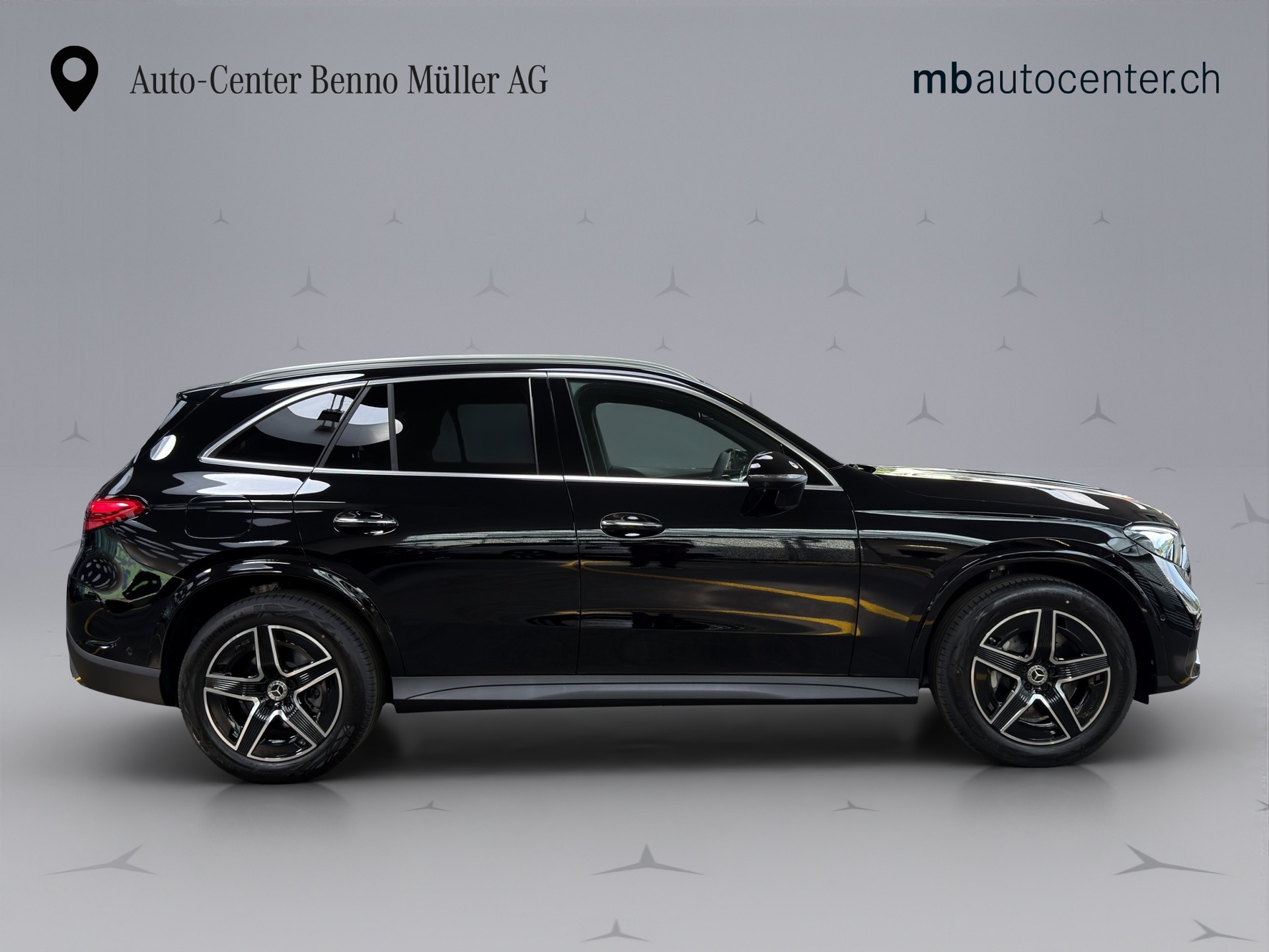 MERCEDES-BENZ GLC 220 d AMG Line 4matic-image-6