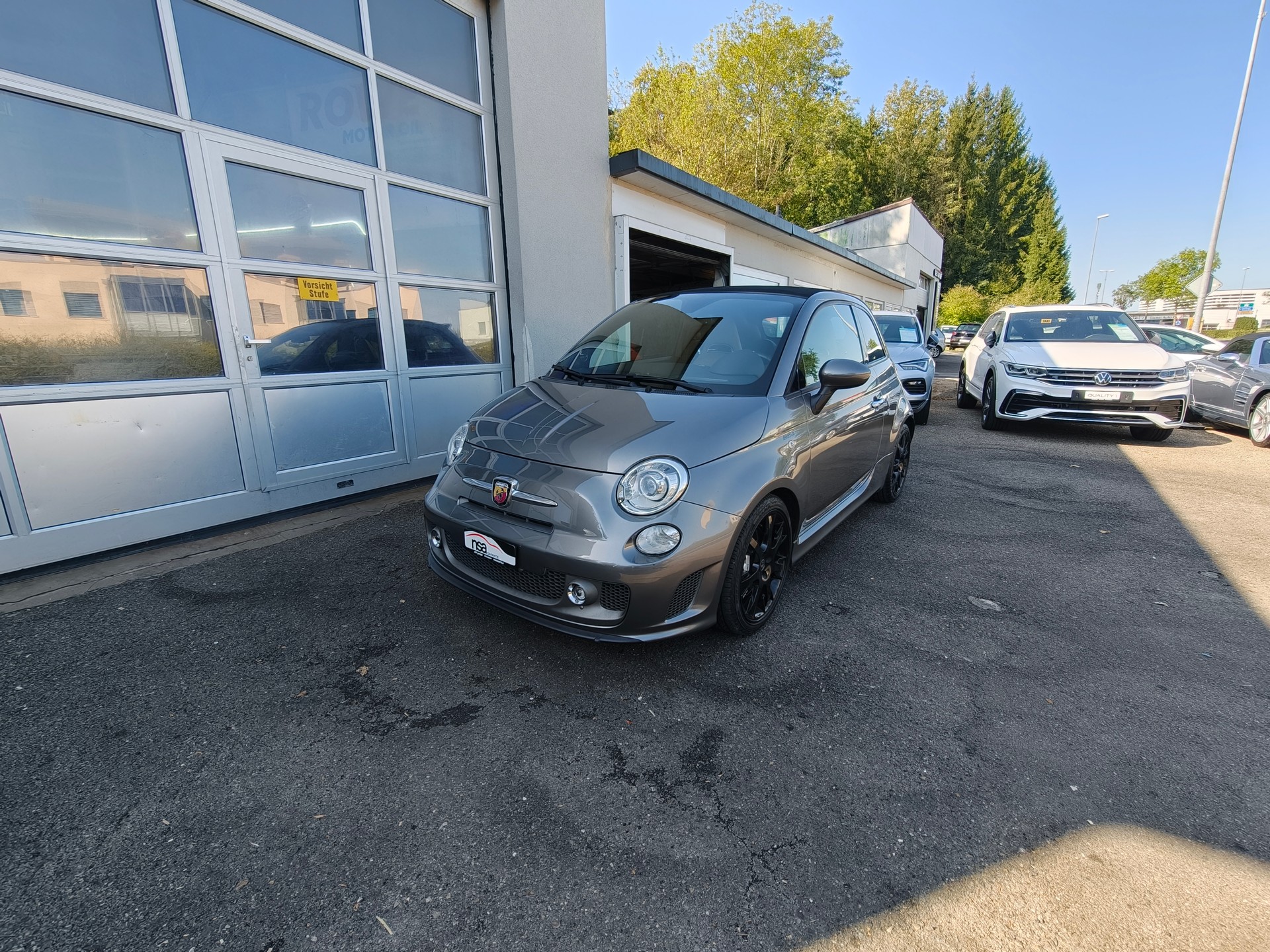 FIAT 695C 1.4 16V Turbo Abarth Edizione Maserati-showroom-element-1