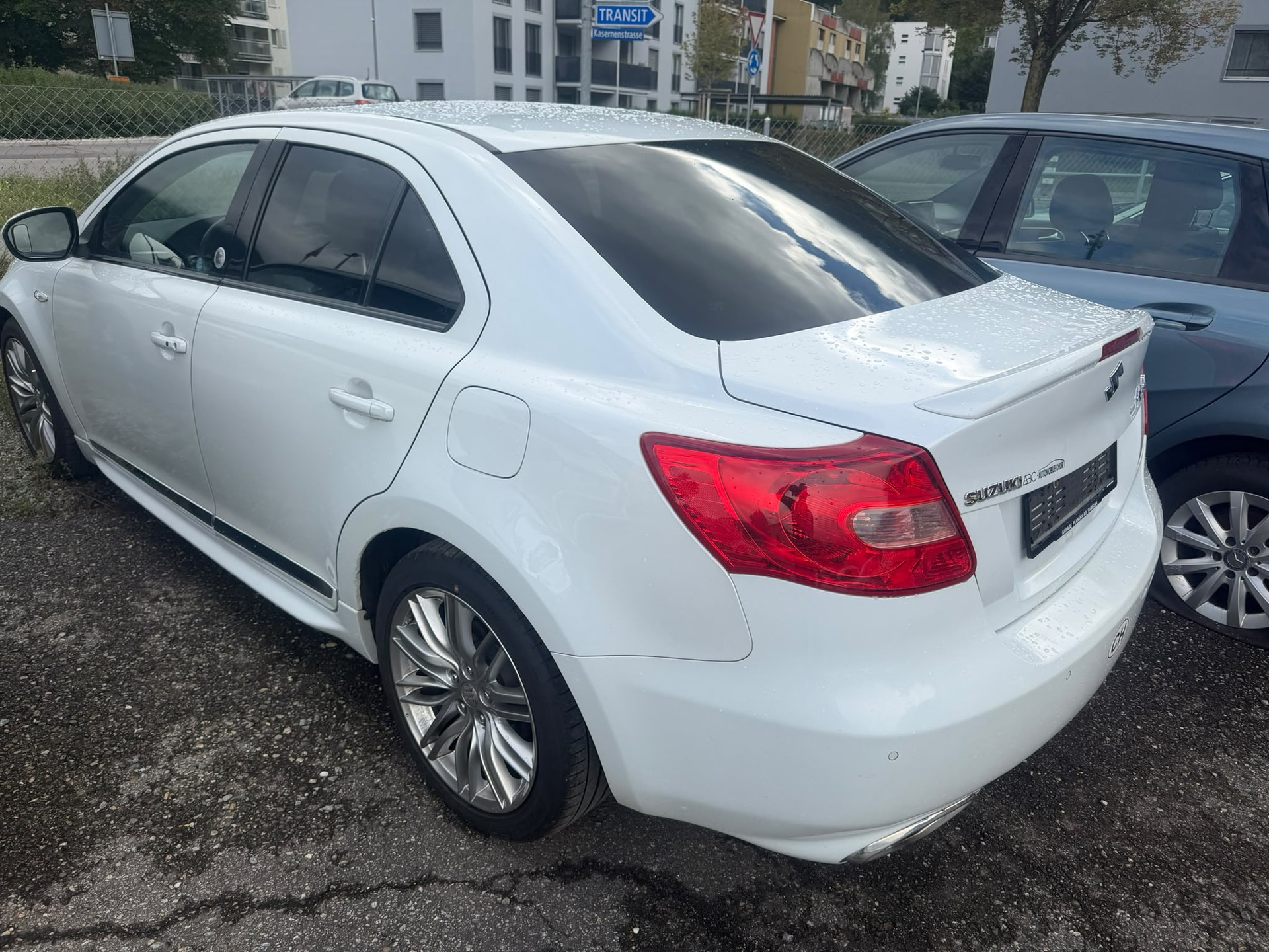 SUZUKI Kizashi 2.4 4WD CVT-image-6