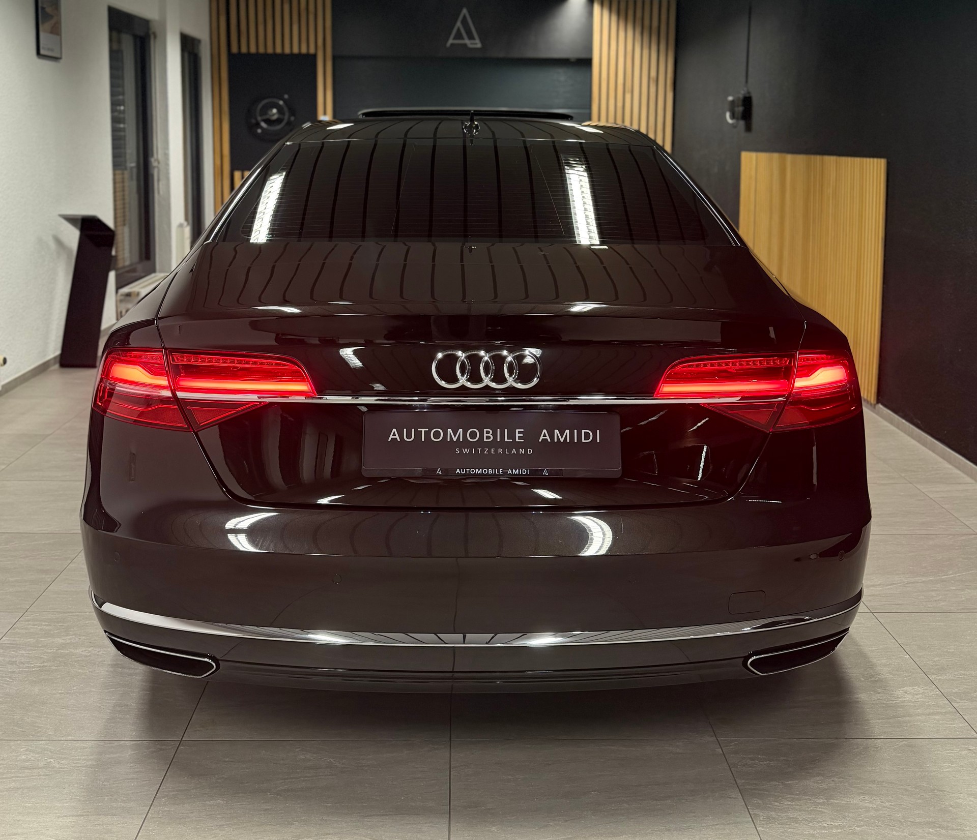 AUDI A8 4.0 TFSI V8 quattro tiptronic, Vollausstattung! GRATIS-SERVICE!-showroom-element-3