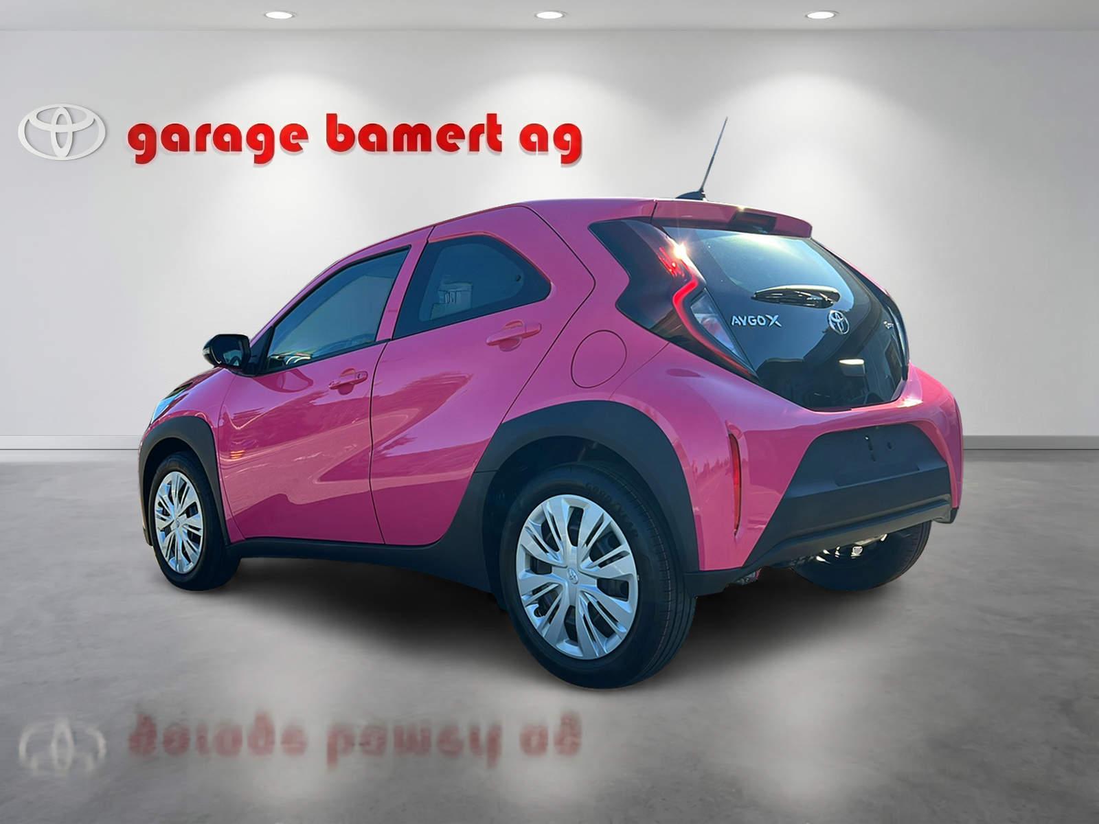 TOYOTA Aygo X 1.5 VVT-i HSD Comfort-showroom-element-3