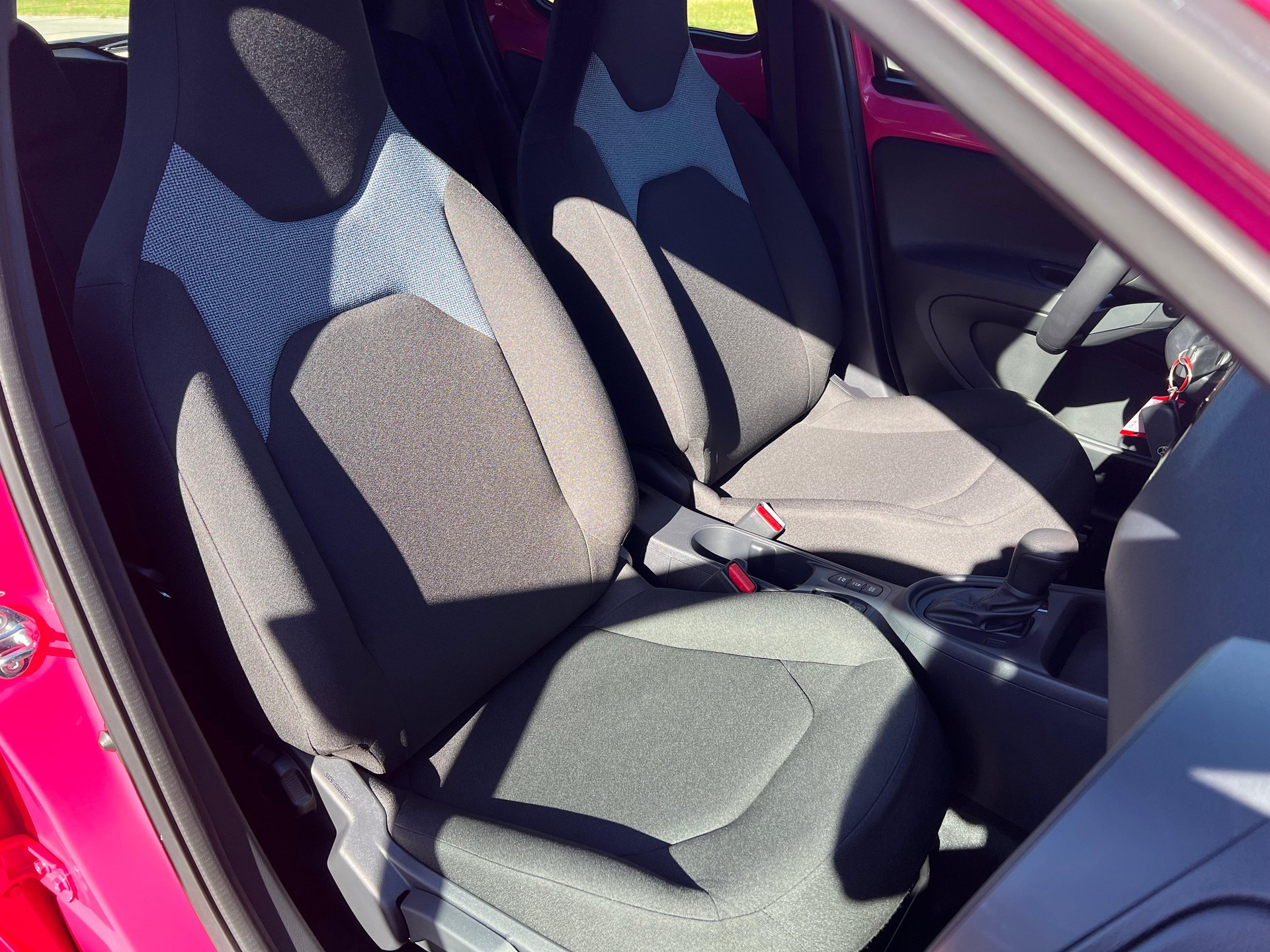 TOYOTA Aygo X 1.5 VVT-i HSD Comfort-image-14
