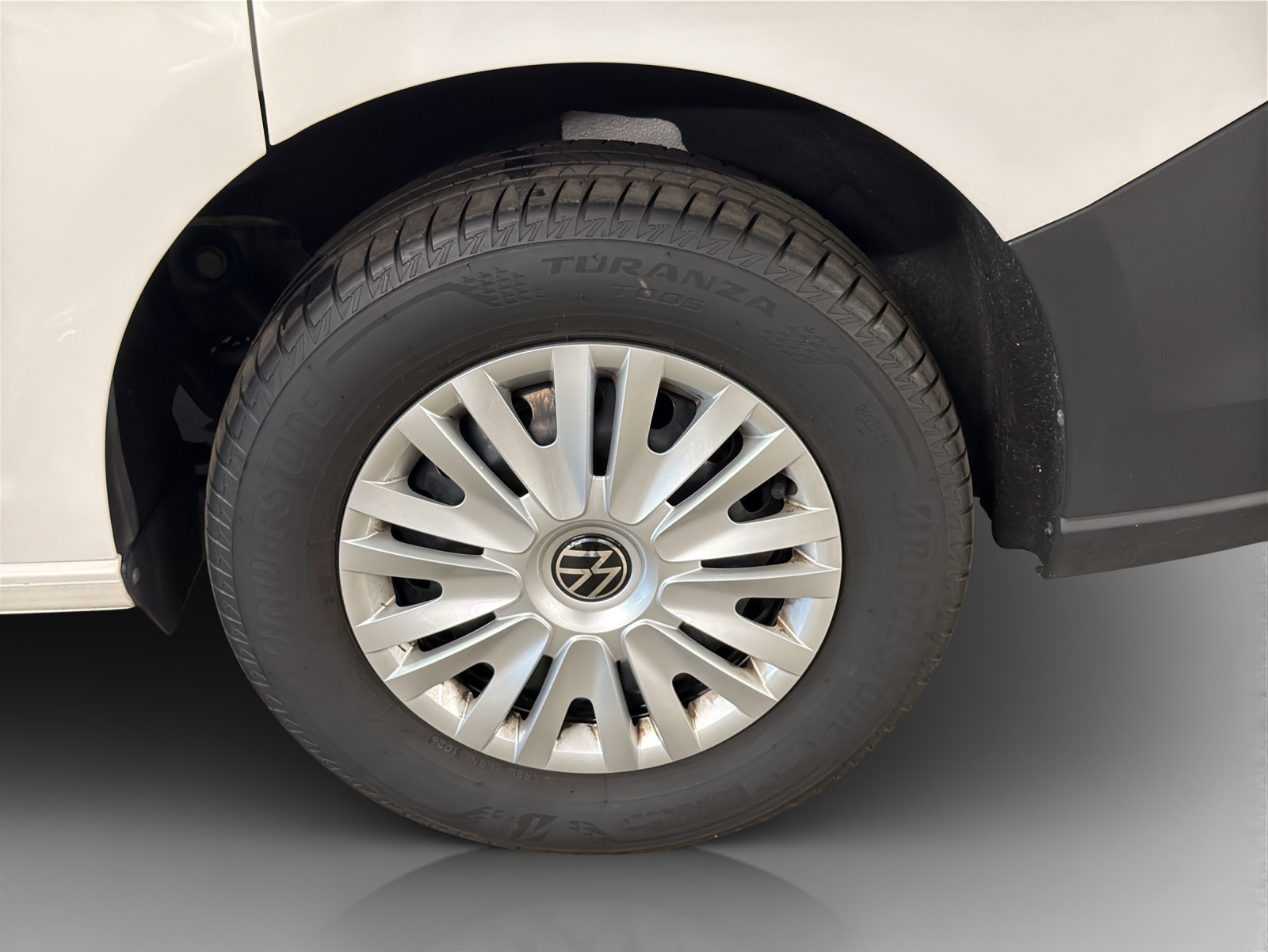 VW Caddy 2.0 TDI-image-13
