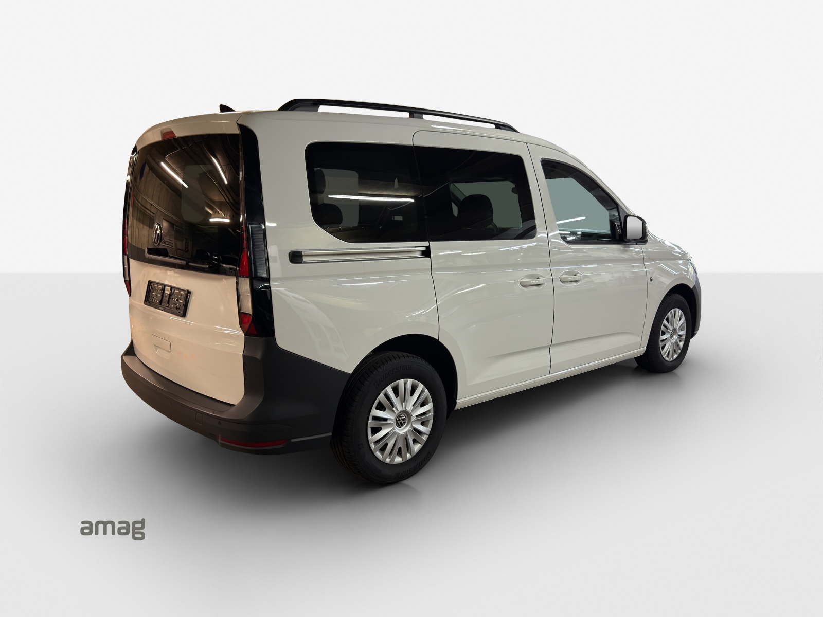 VW Caddy 2.0 TDI-image-4