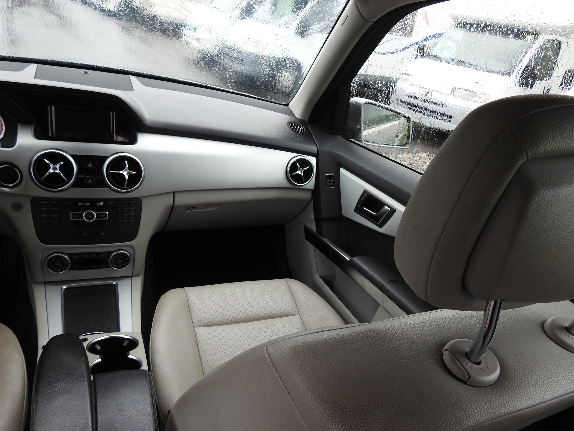 MERCEDES-BENZ GLK 220 BlueTEC 4Matic 7G-Tronic-image-18