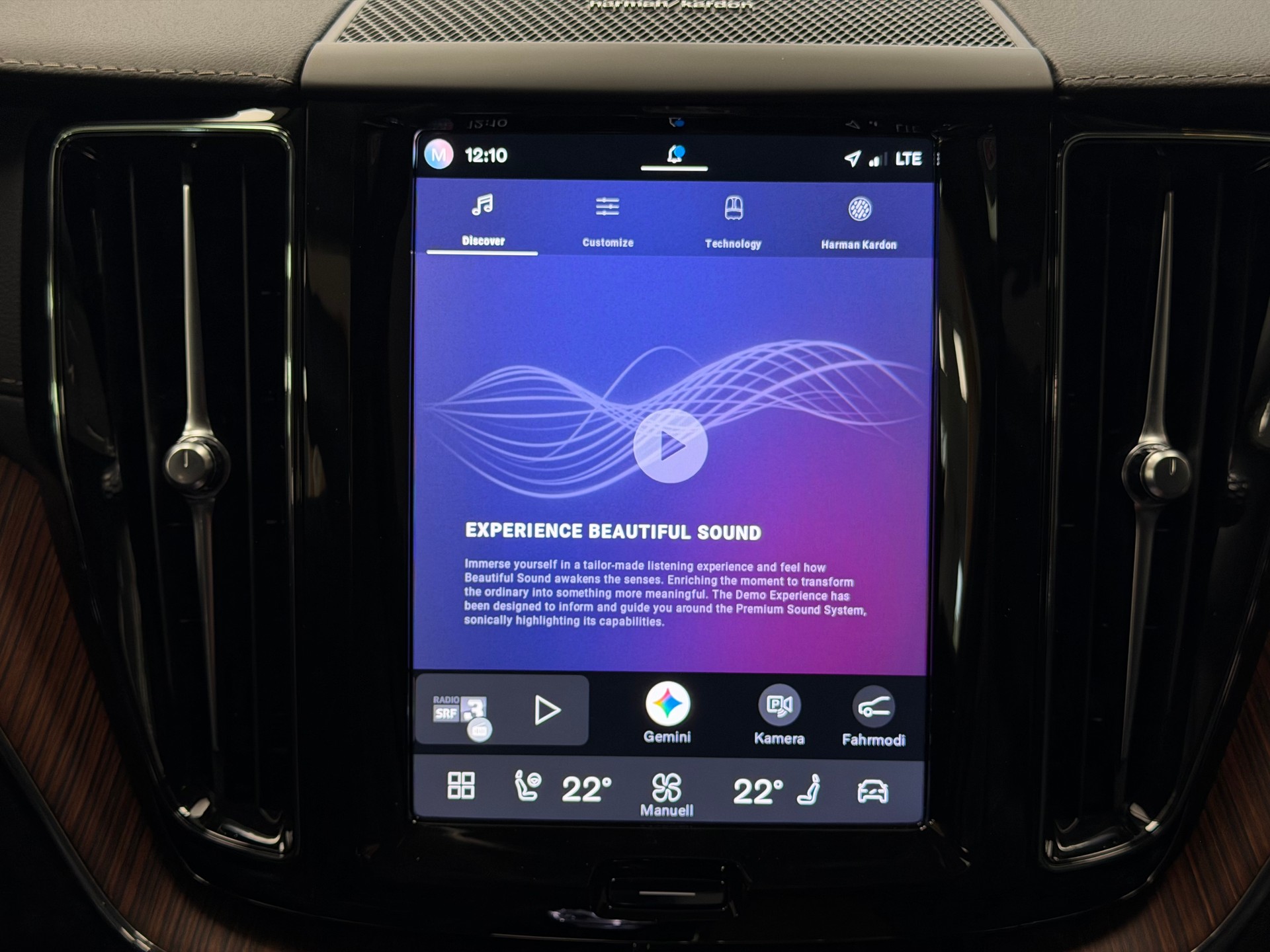 VOLVO XC60 B5 Benzin Mild Hybrid AWD Ultimate Dark Geartronic-image-28
