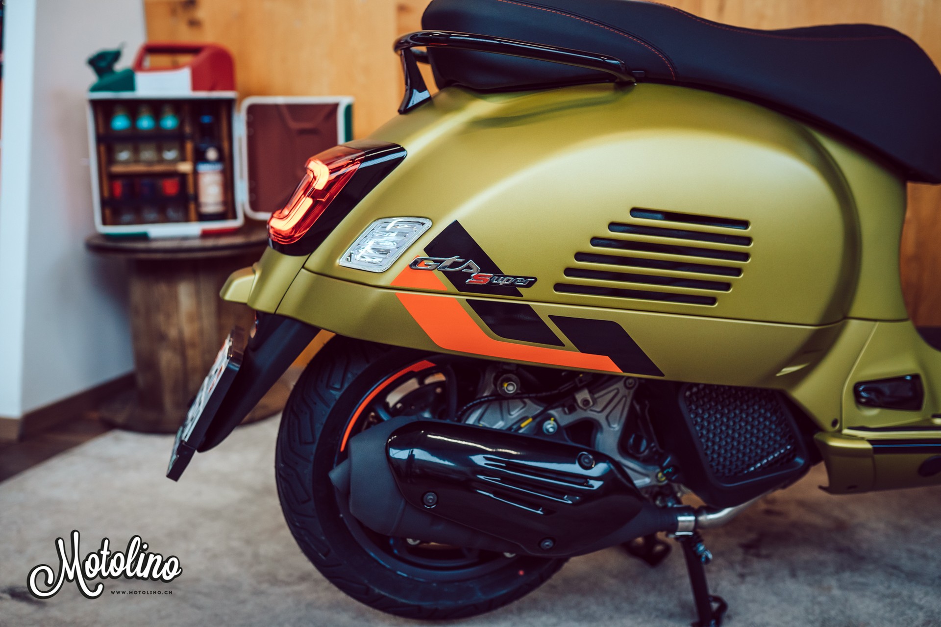 PIAGGIO Vespa GTS 125 Super Sport RST Euro 5+-image-12