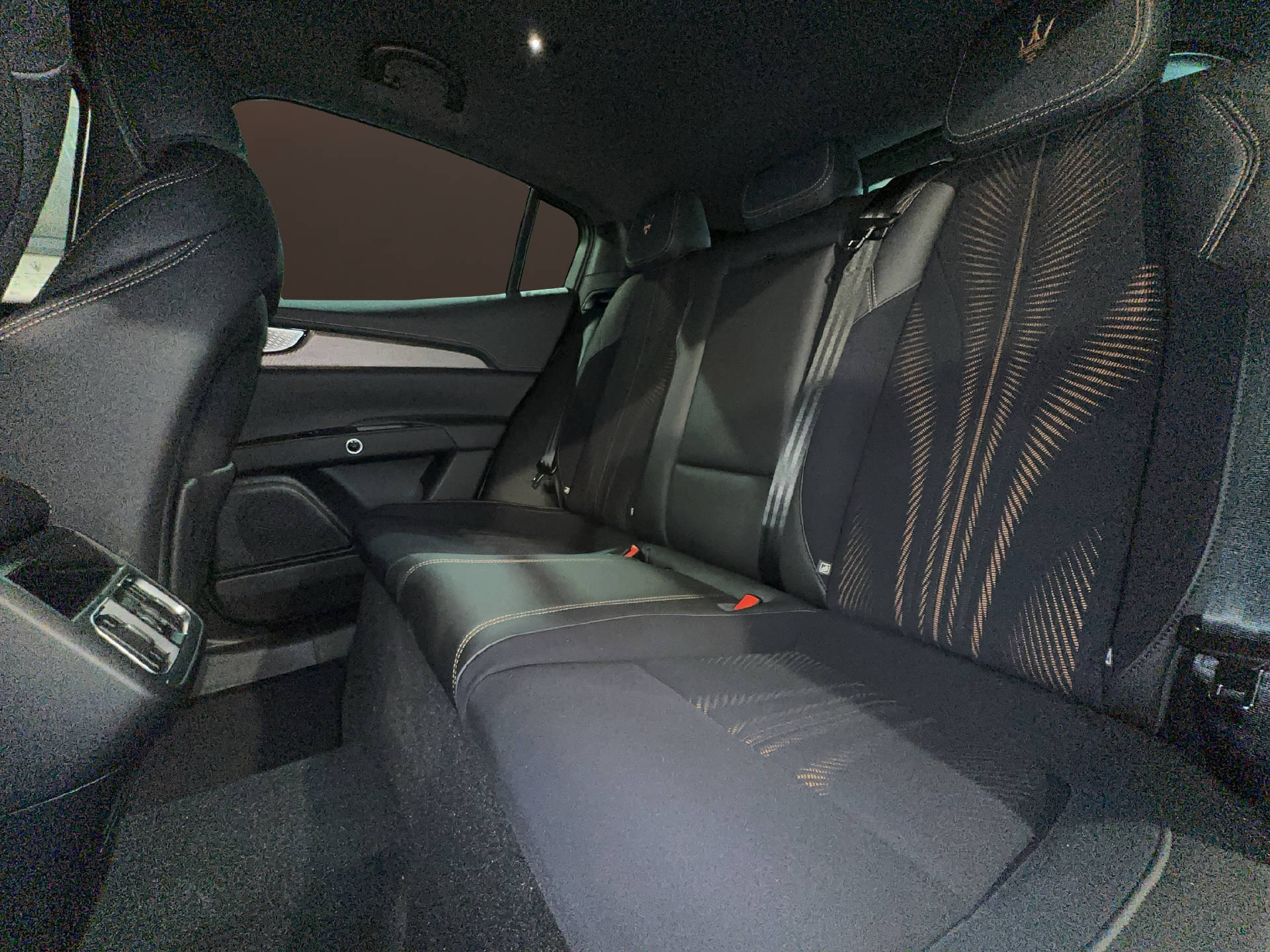 MASERATI Grecale Folgore-image-11