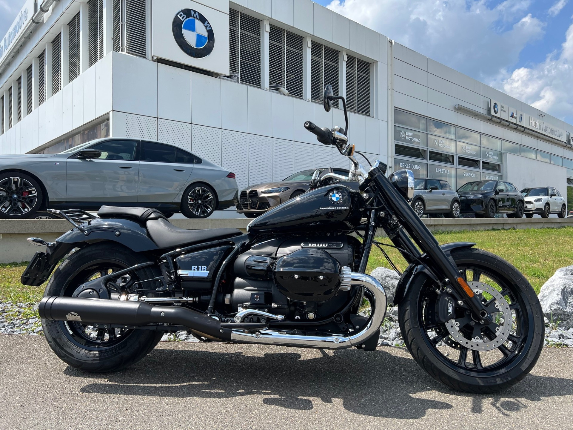 BMW R 18 Dr.Jekill & Mr. Hyde-image-0