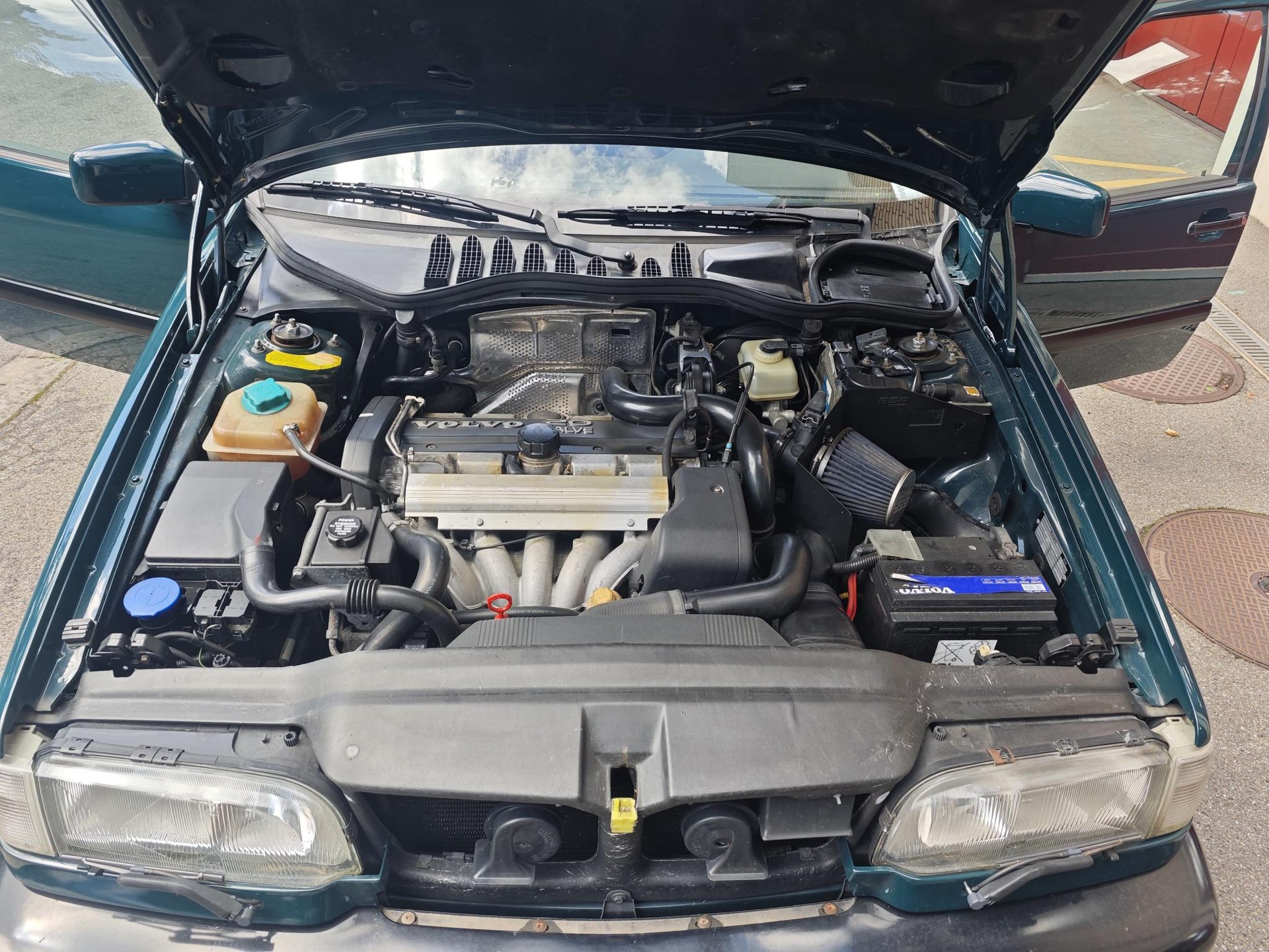 VOLVO 850 T-5-image-11