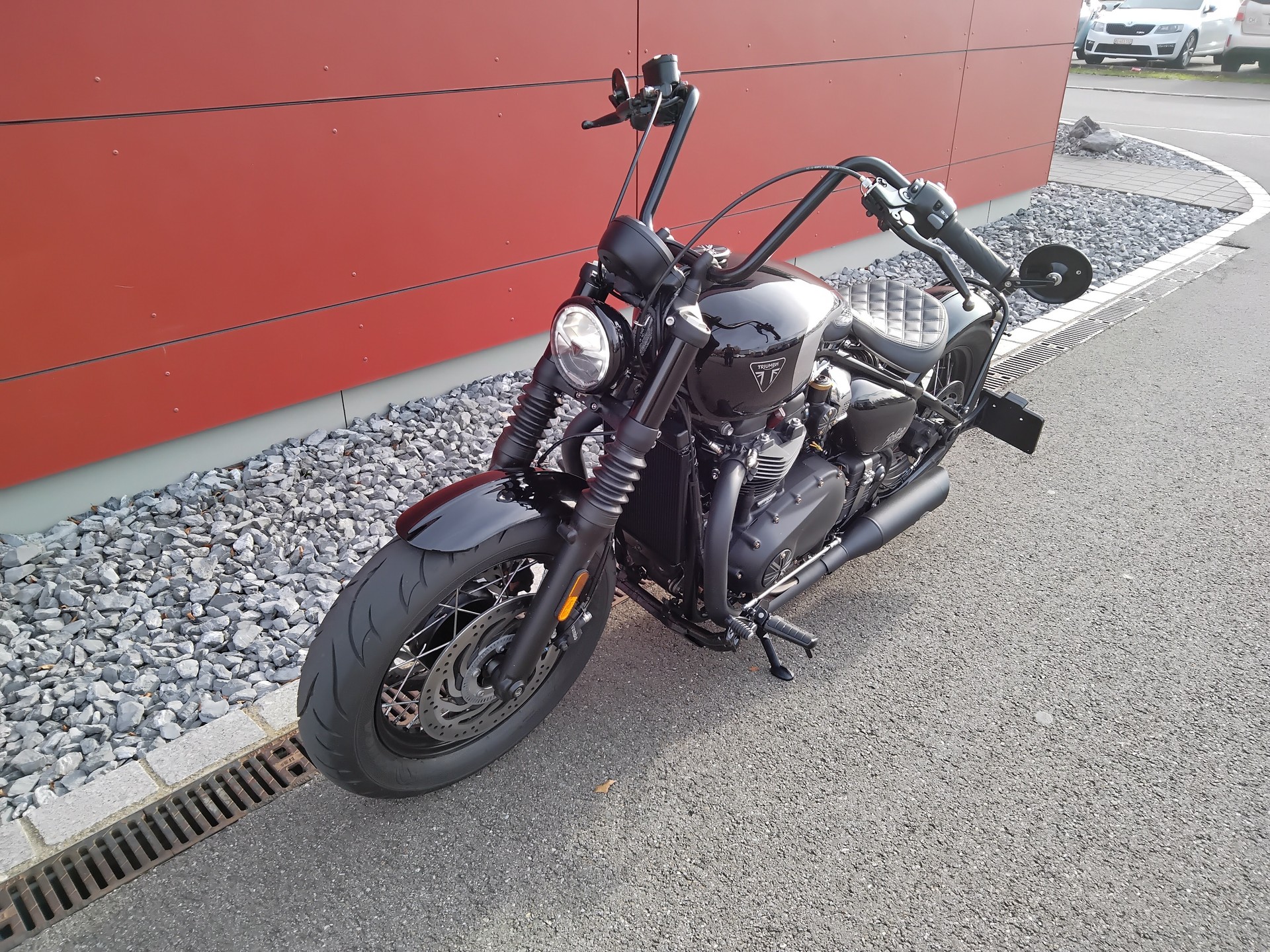 TRIUMPH Bonneville 1200 Bobber-image-5