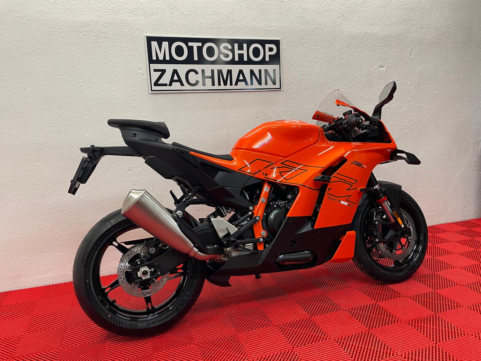 KTM 990 RC R 2026-image-4