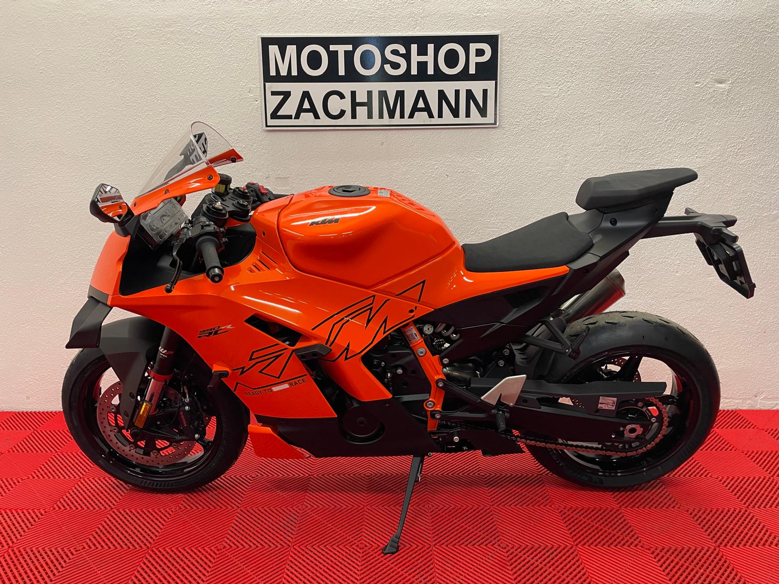 KTM 990 RC R 2026-image-3