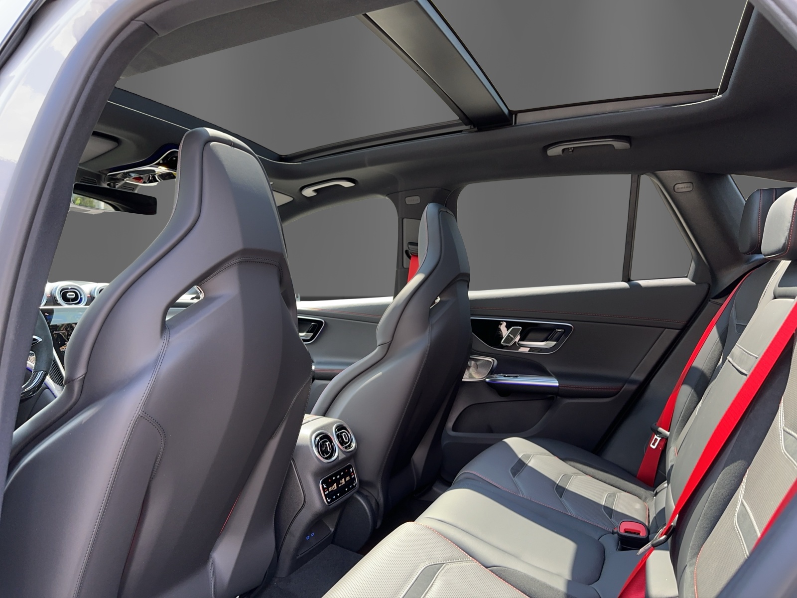 MERCEDES-BENZ GLC 43 AMG 4Matic 9G-Tronic-image-11