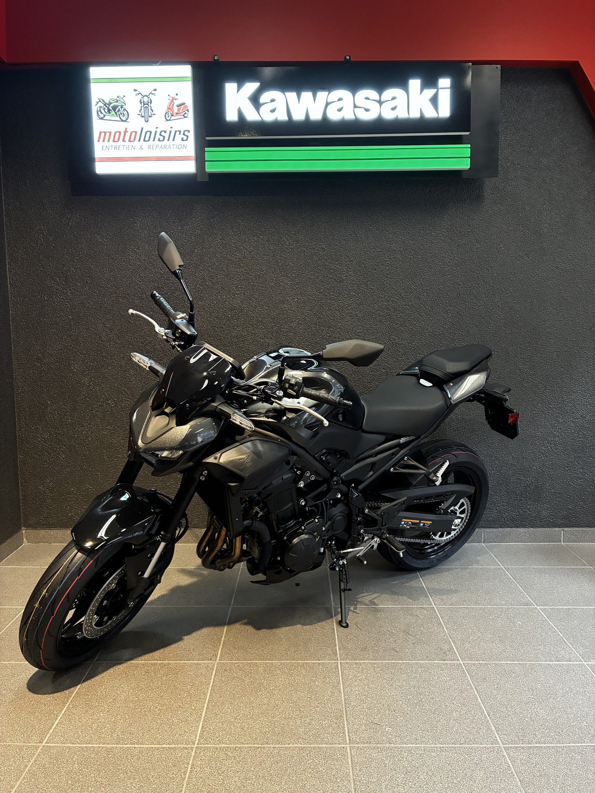 KAWASAKI Z 900 (70kW) MY 2026-image-1