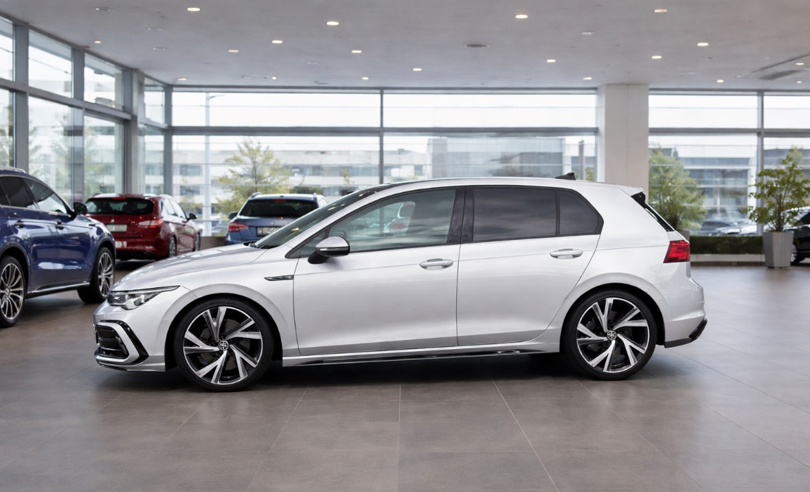 VW Golf 1.5 eTSI mHEV ACT R-Line DSG