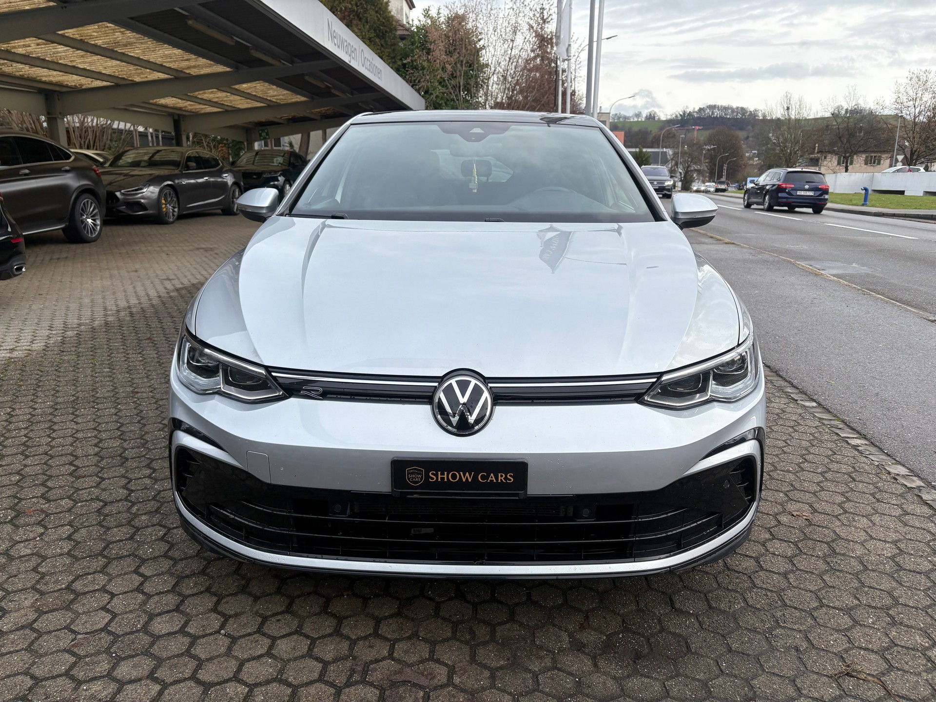 VW Golf 1.5 eTSI mHEV ACT R-Line DSG-image-3