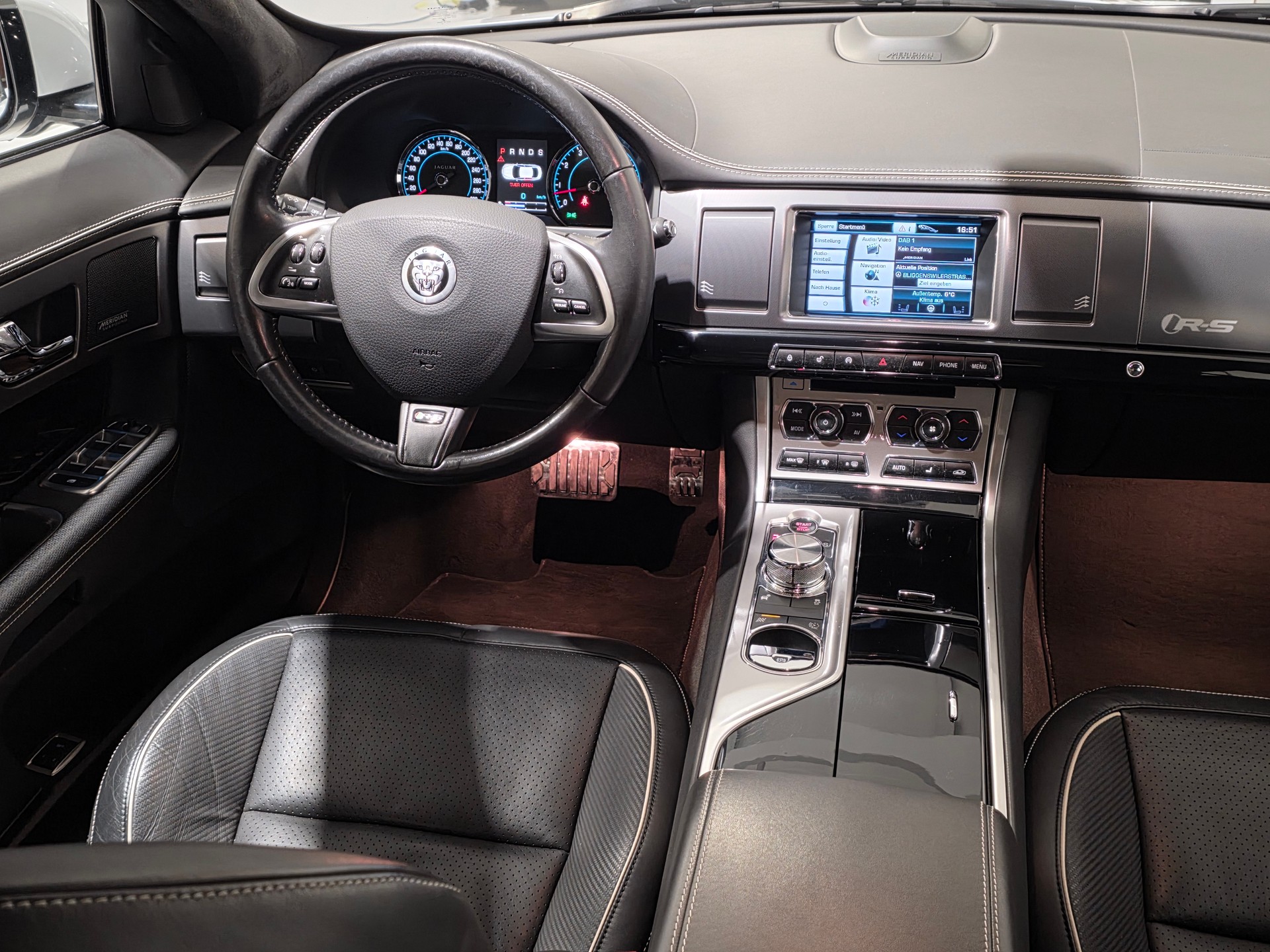 JAGUAR XF 5.0 V8 S/C XFR-S-image-6