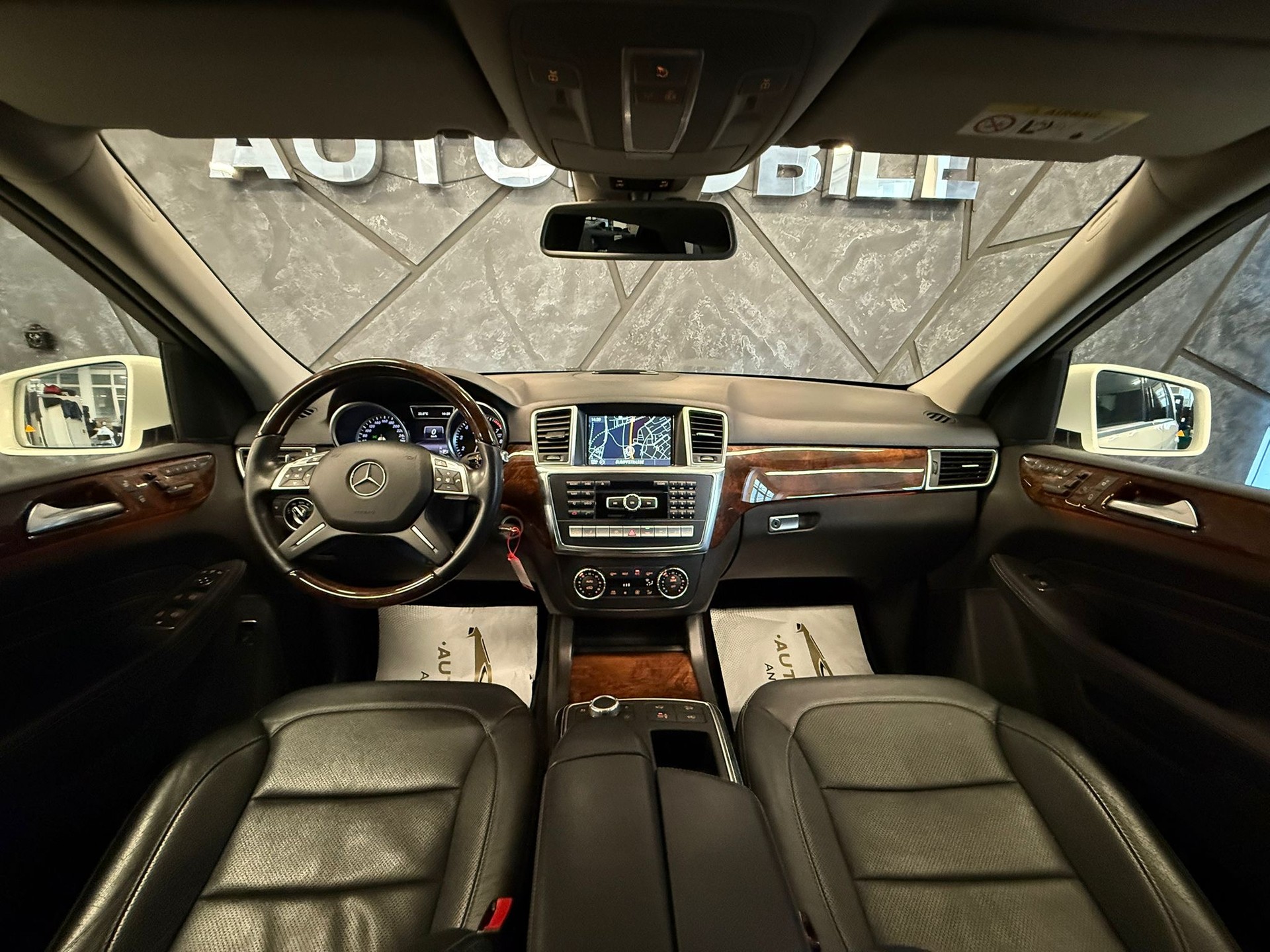 MERCEDES-BENZ ML 500 Executive 4Matic 7G-Tronic-image-8