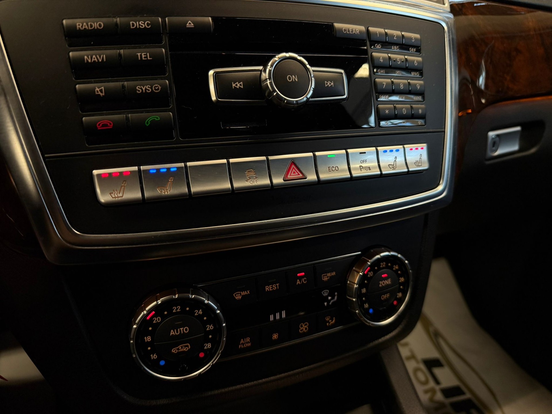 MERCEDES-BENZ ML 500 Executive 4Matic 7G-Tronic-image-13