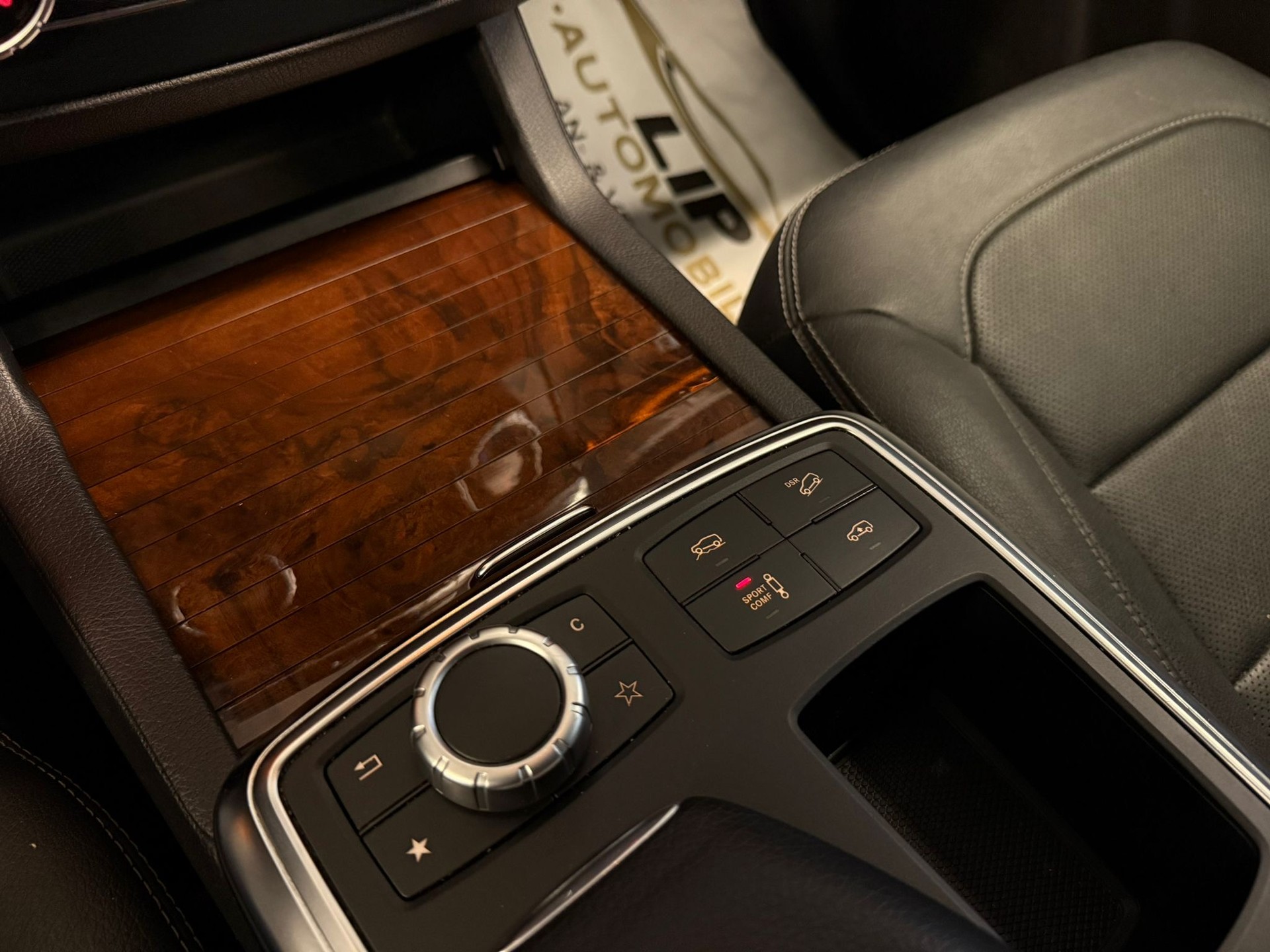 MERCEDES-BENZ ML 500 Executive 4Matic 7G-Tronic-image-14