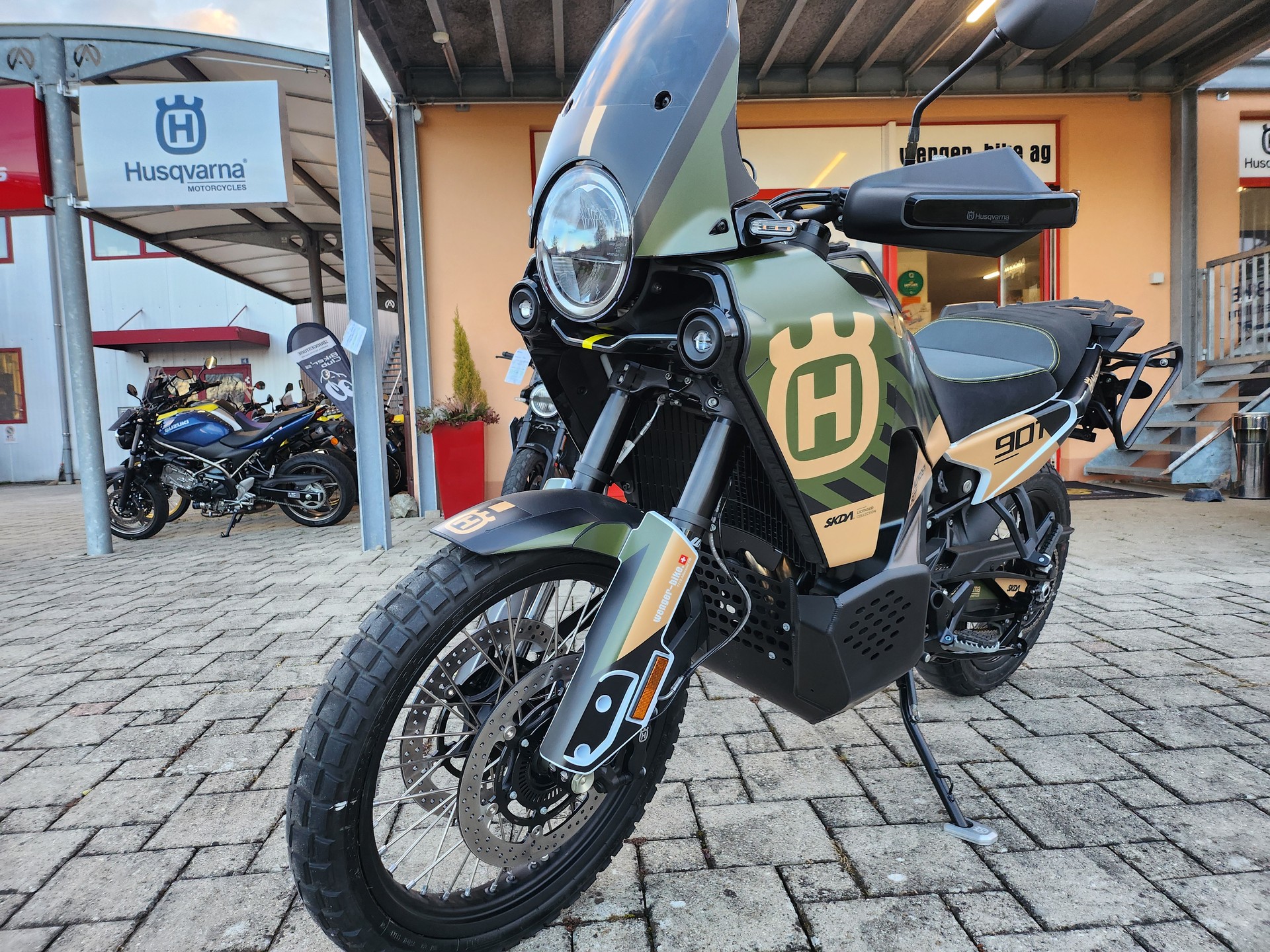 HUSQVARNA Norden 901-image-3