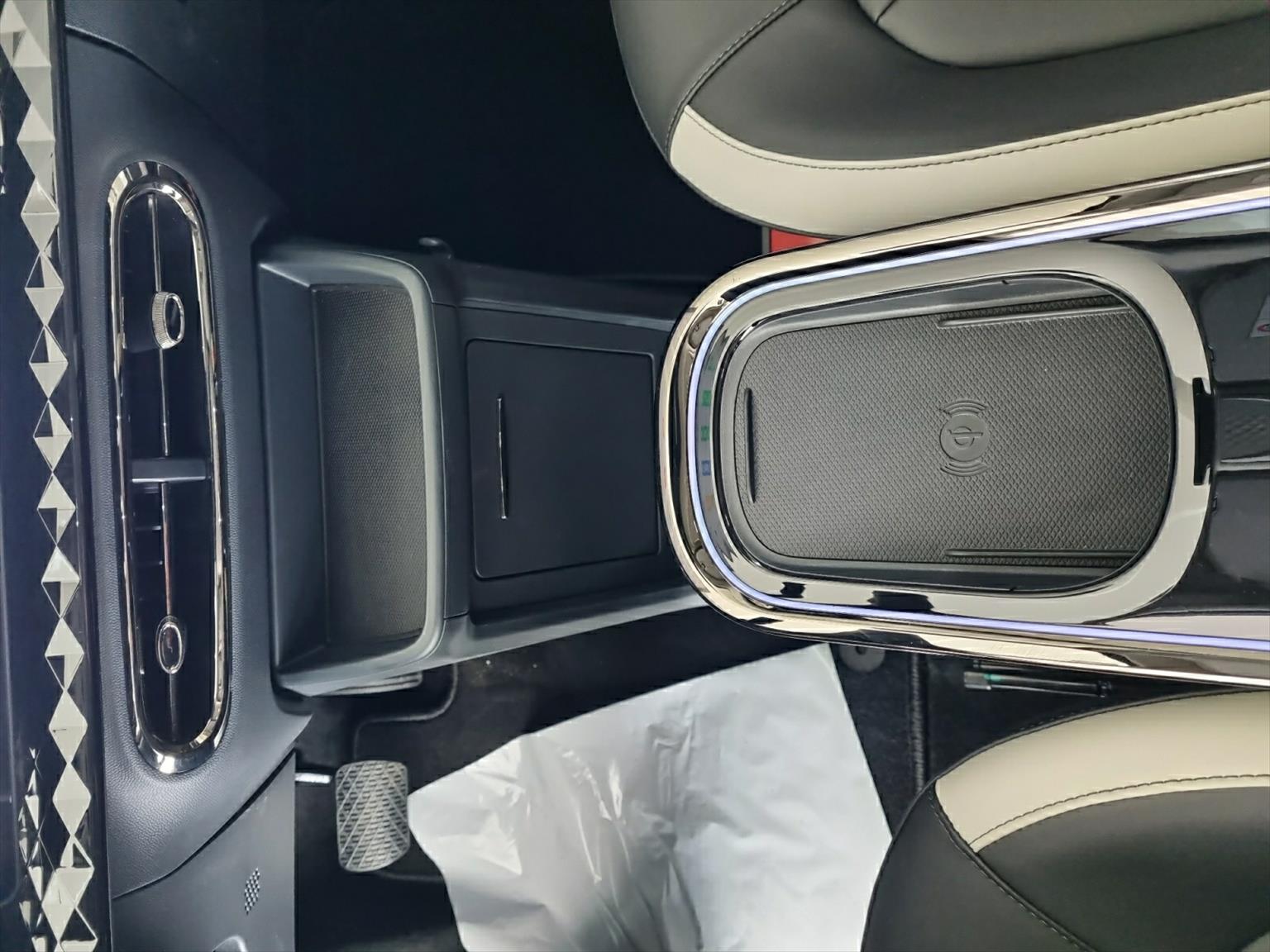 JAC E30X Elektro 51 kWh 374km Reichweite-image-11