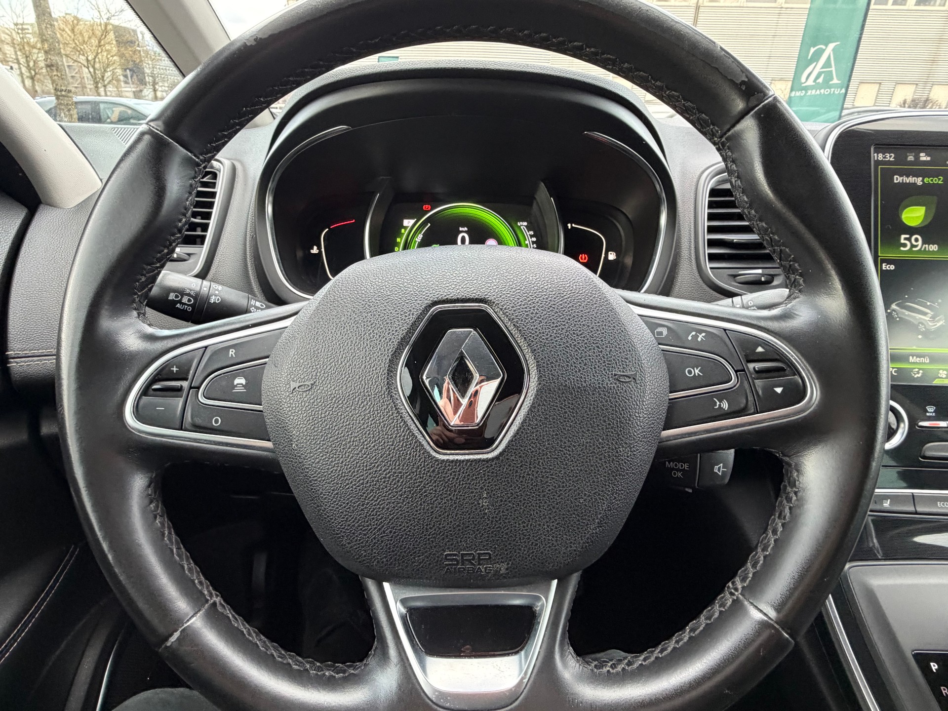 RENAULT Grand Scénic 1.6 dCi Bose EDC-image-12