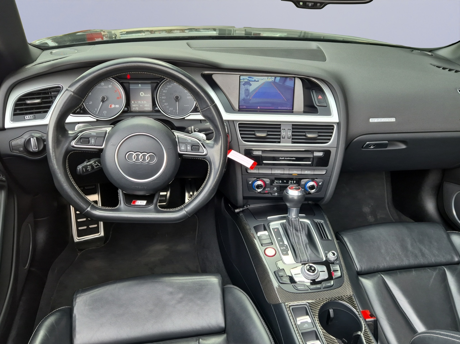 AUDI S5 Cabrio 3.0 TFSI quattro S-tronic-image-8