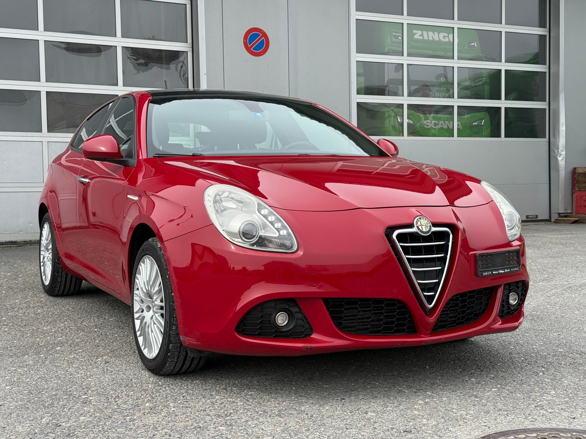 ALFA ROMEO Giulietta 2.0 JTDM Distinctive-image-2