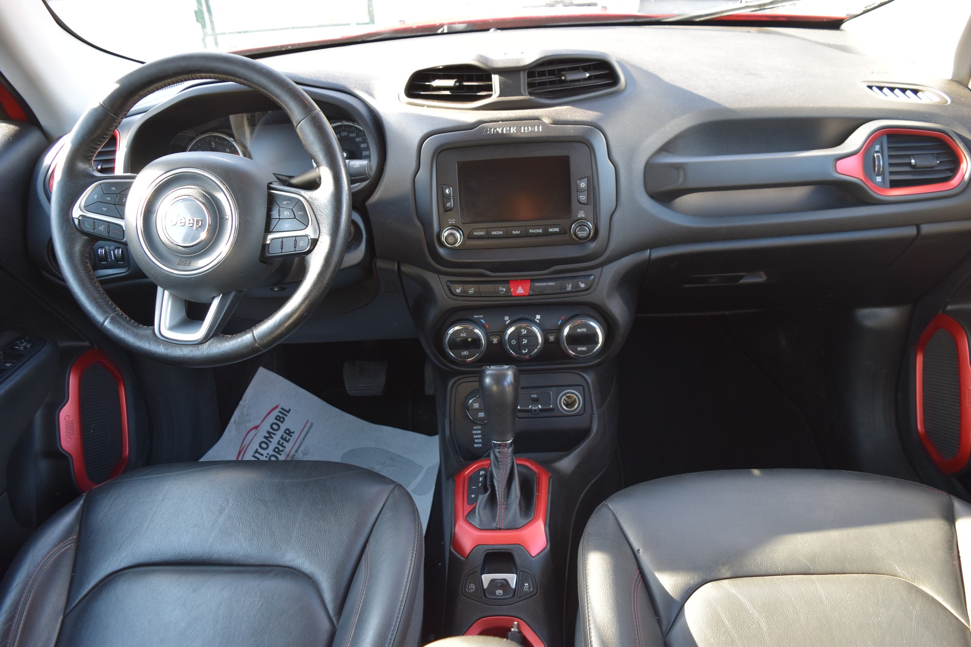 JEEP Renegade 2.0 CRD Trailhawk AWD + Low Range 9ATX-image-11