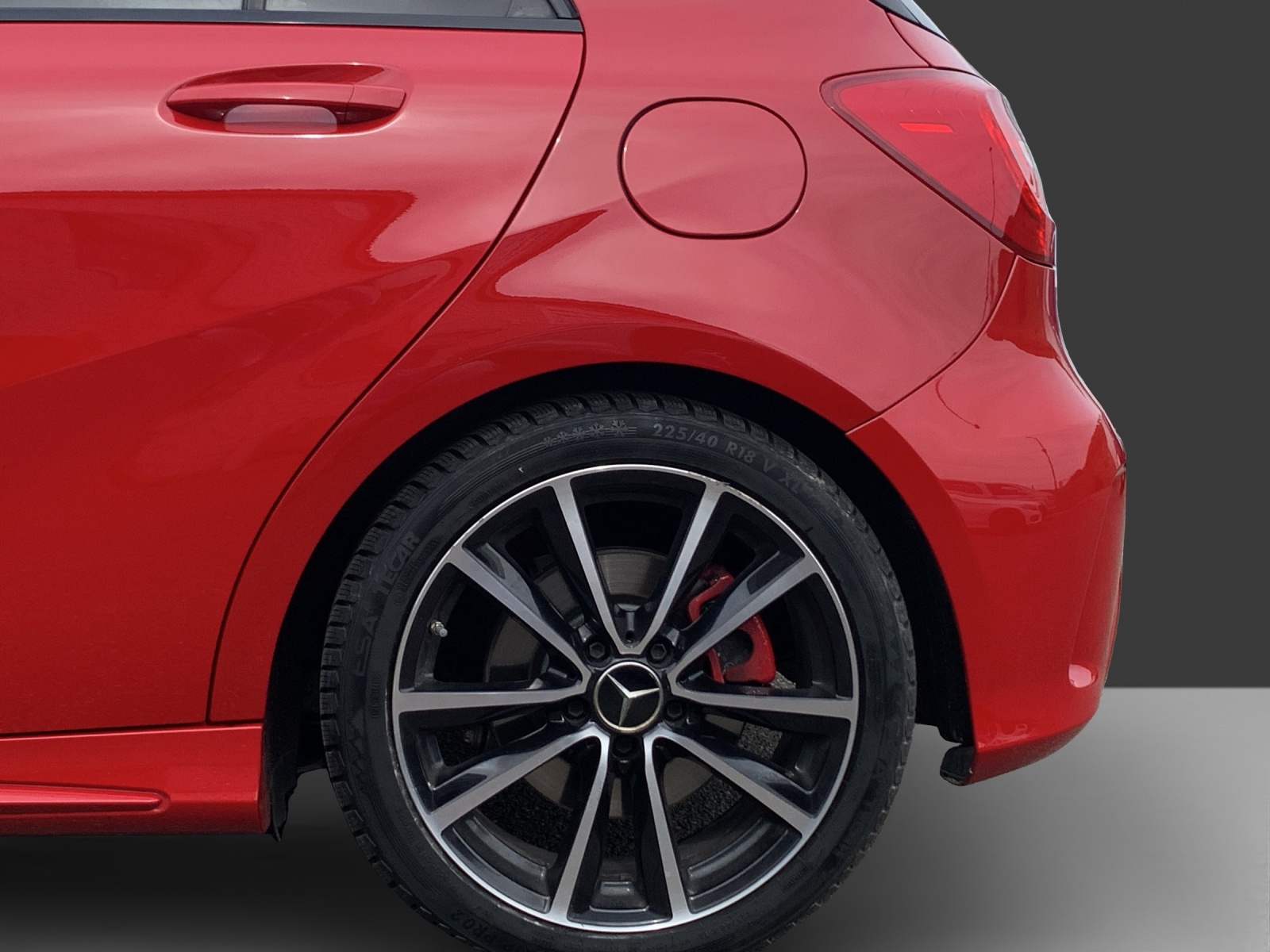 MERCEDES-BENZ A 250 Sport AMG-Line 4Matic 7G-DCT-image-9
