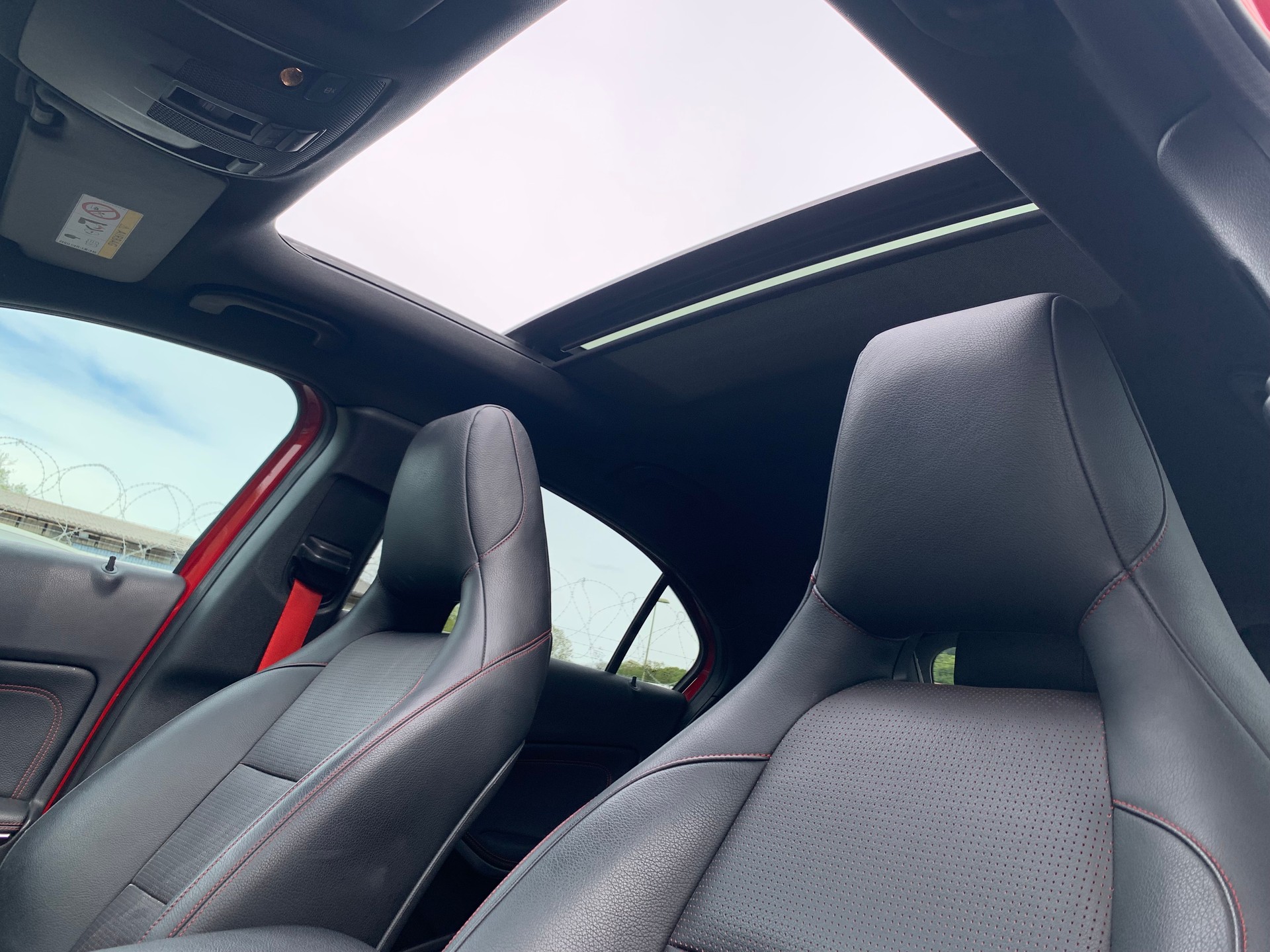 MERCEDES-BENZ A 250 Sport AMG-Line 4Matic 7G-DCT-image-11