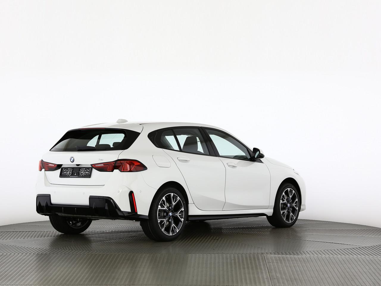 BMW 116-image-13
