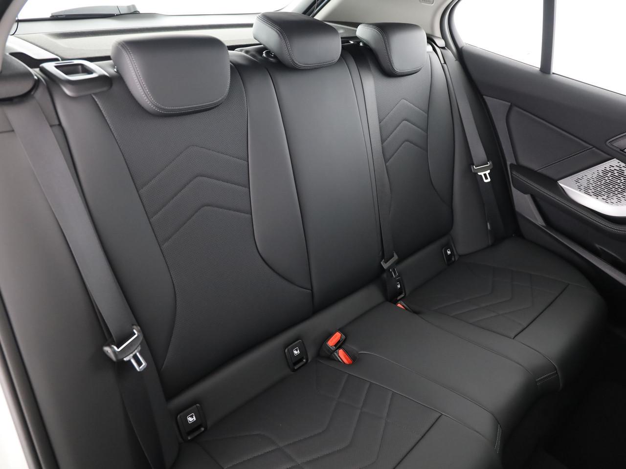 BMW 116-image-24