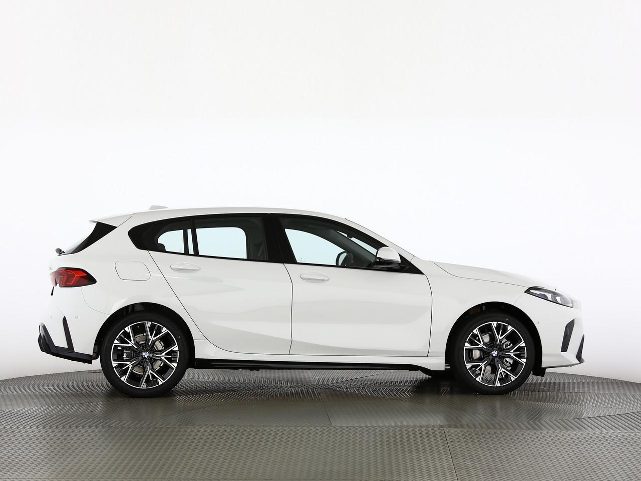 BMW 116-image-16